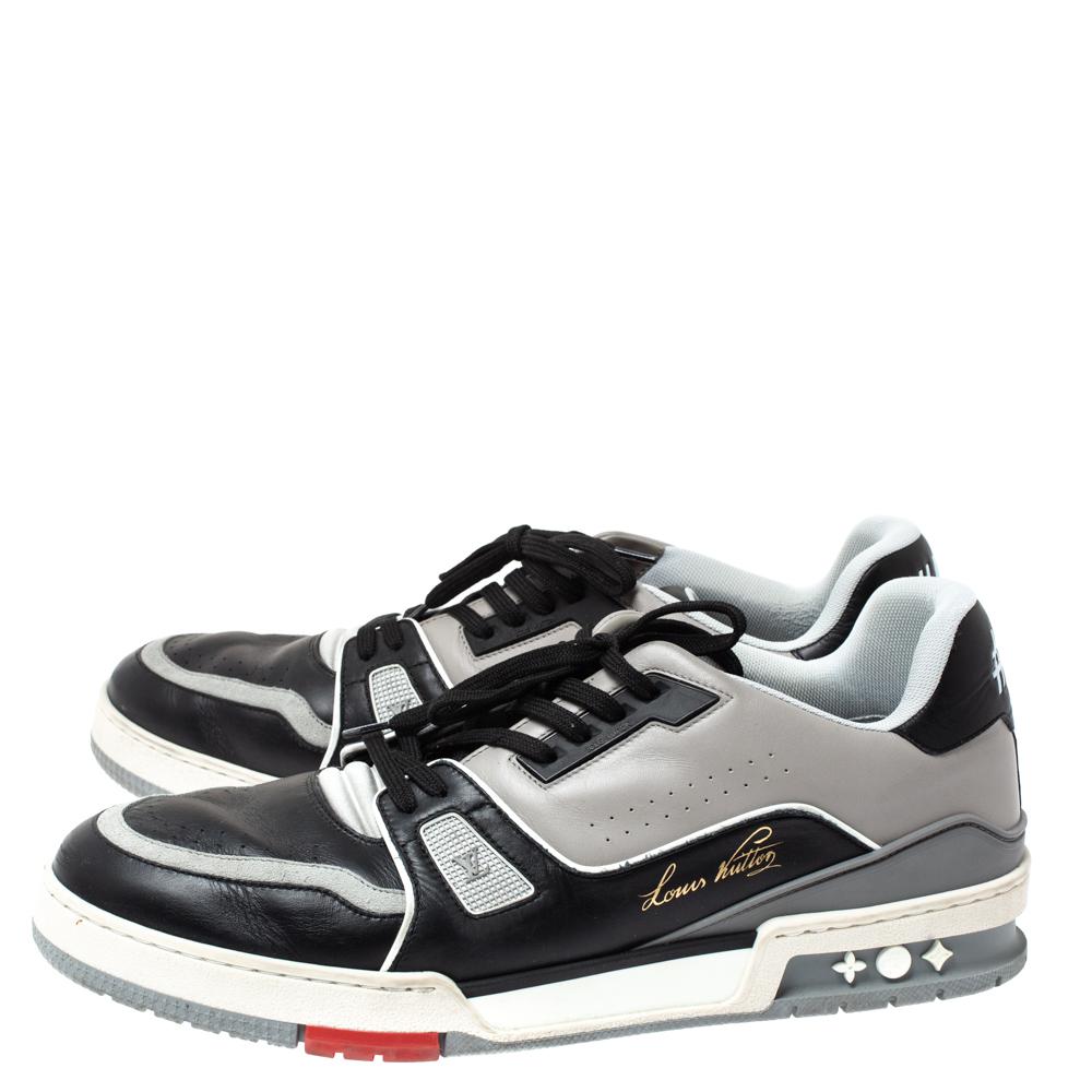 Louis Vuitton LV Trainer Turnschuhe aus schwarzem/grauem Leder Größe 44 im Zustand „Gut“ in Dubai, Al Qouz 2