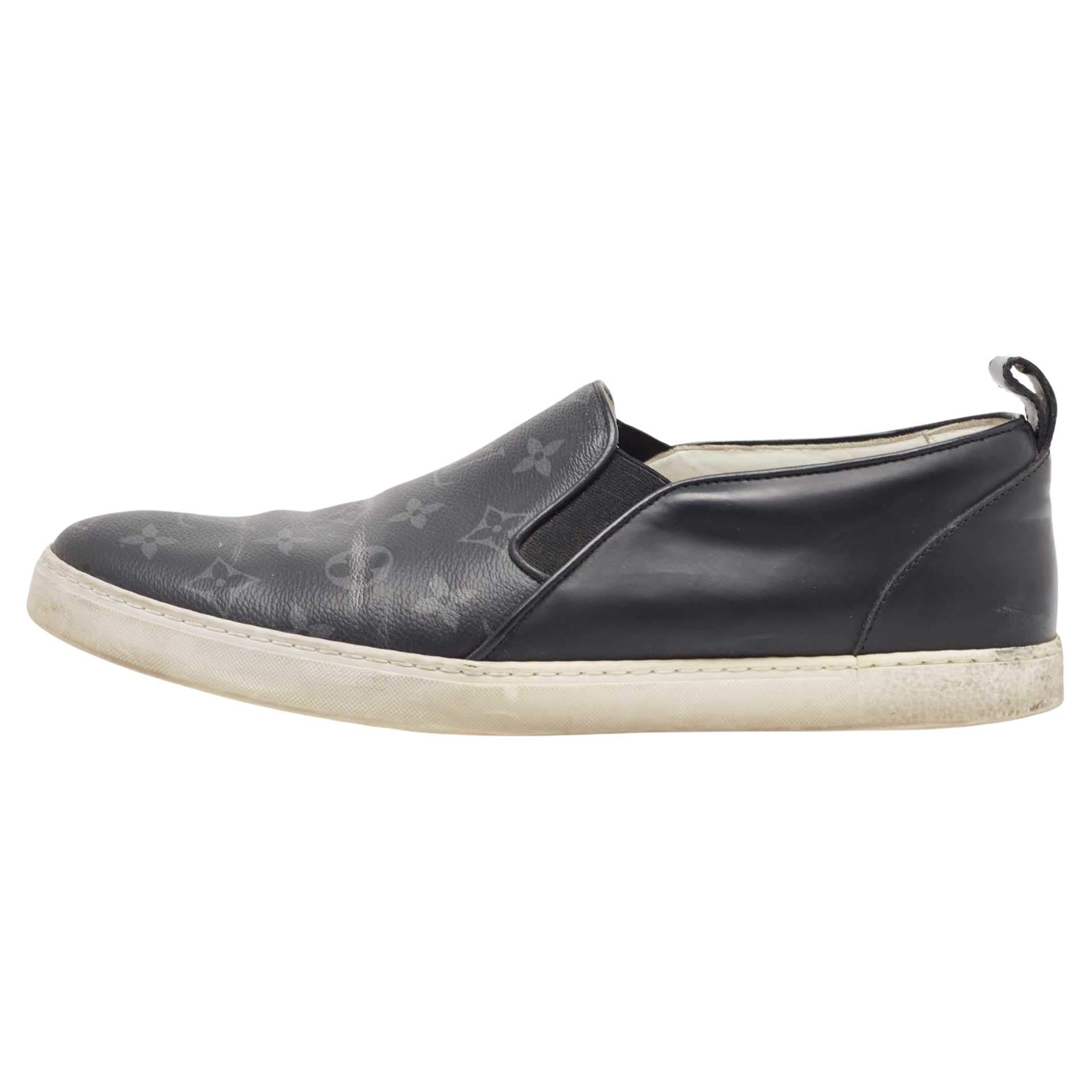 Louis Vuitton Black/Grey Monogram Canvas and Leather Slip On Sneakers Size 42.5 For Sale