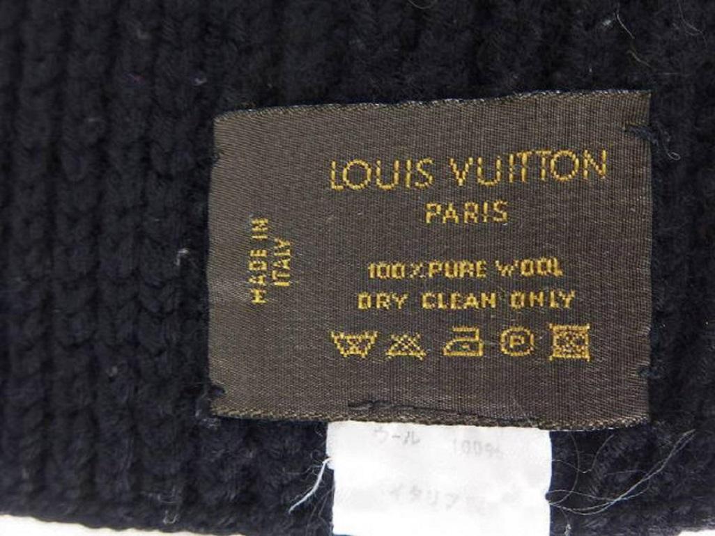 Women's Louis Vuitton Black Knitted Damier 225006 Scarf/Wrap For Sale
