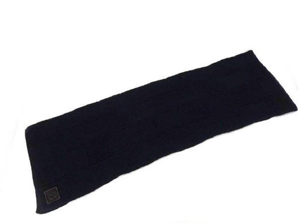 Noir Louis Vuitton Écharpe/châle Damier 225006 en maille noire en vente