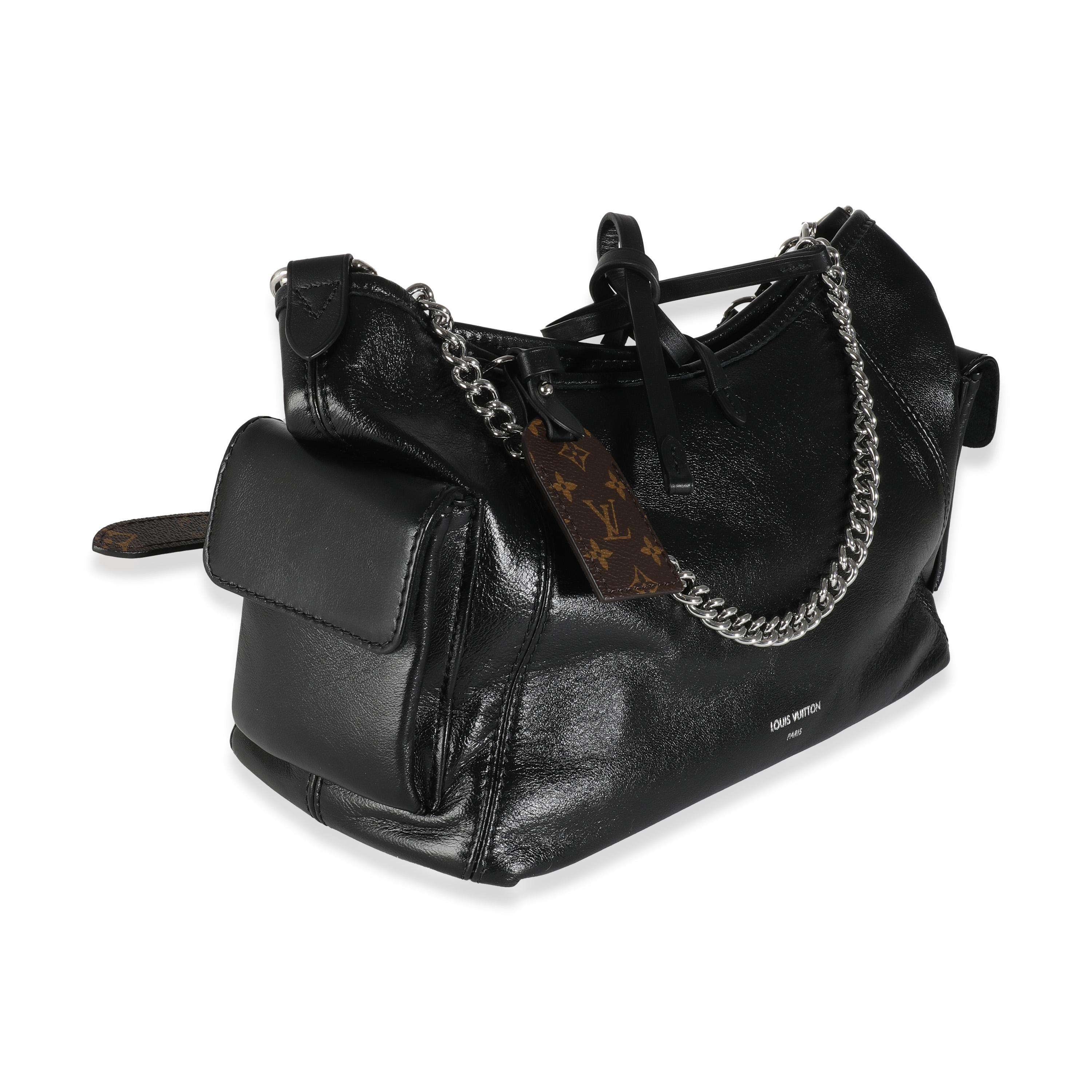 Louis Vuitton Black Lambskin CarryAll Cargo Vibe PM In Excellent Condition For Sale In New York, NY
