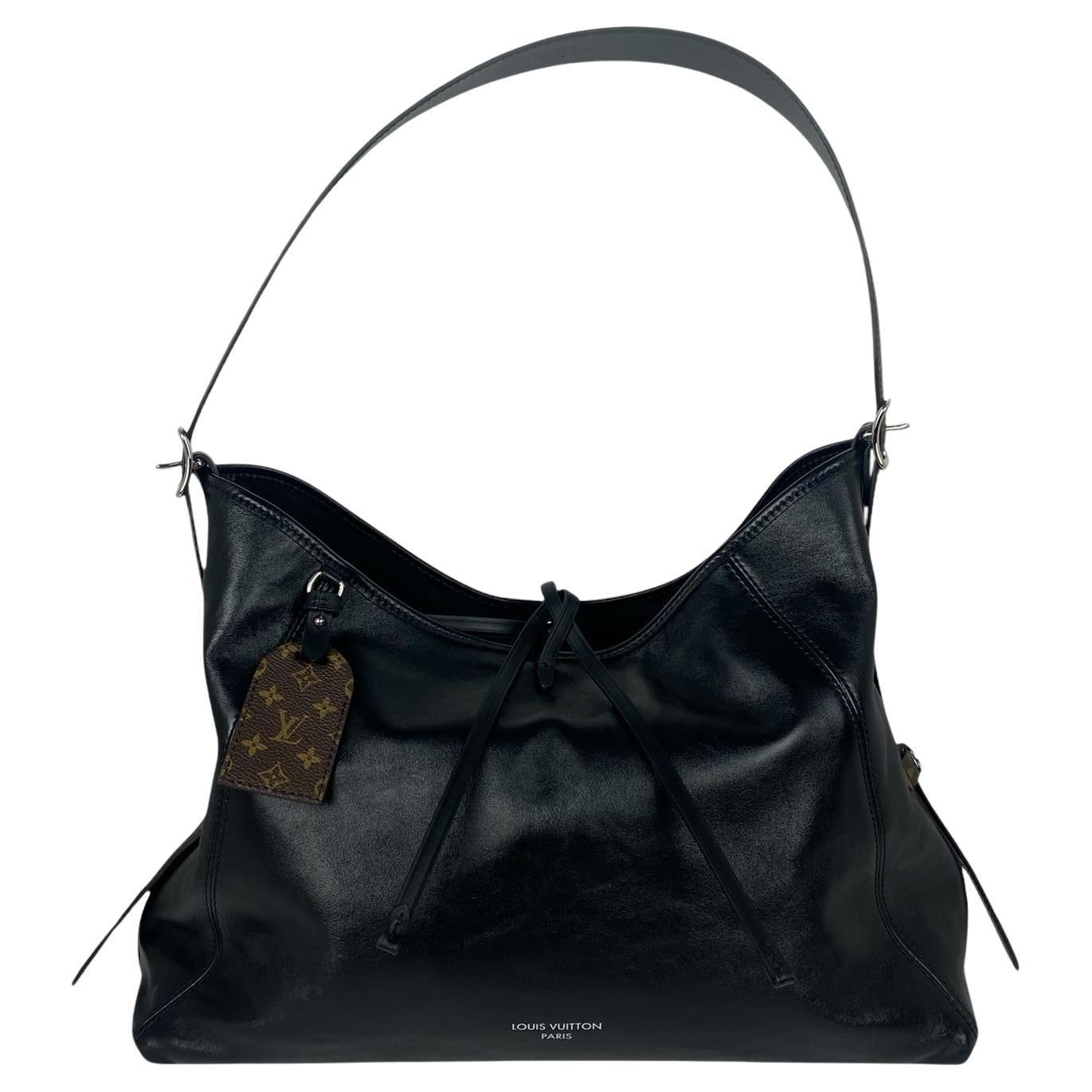 Louis Vuitton Black Lambskin Leather CarryAll Vibe MM Bag with Monogram Trim For Sale