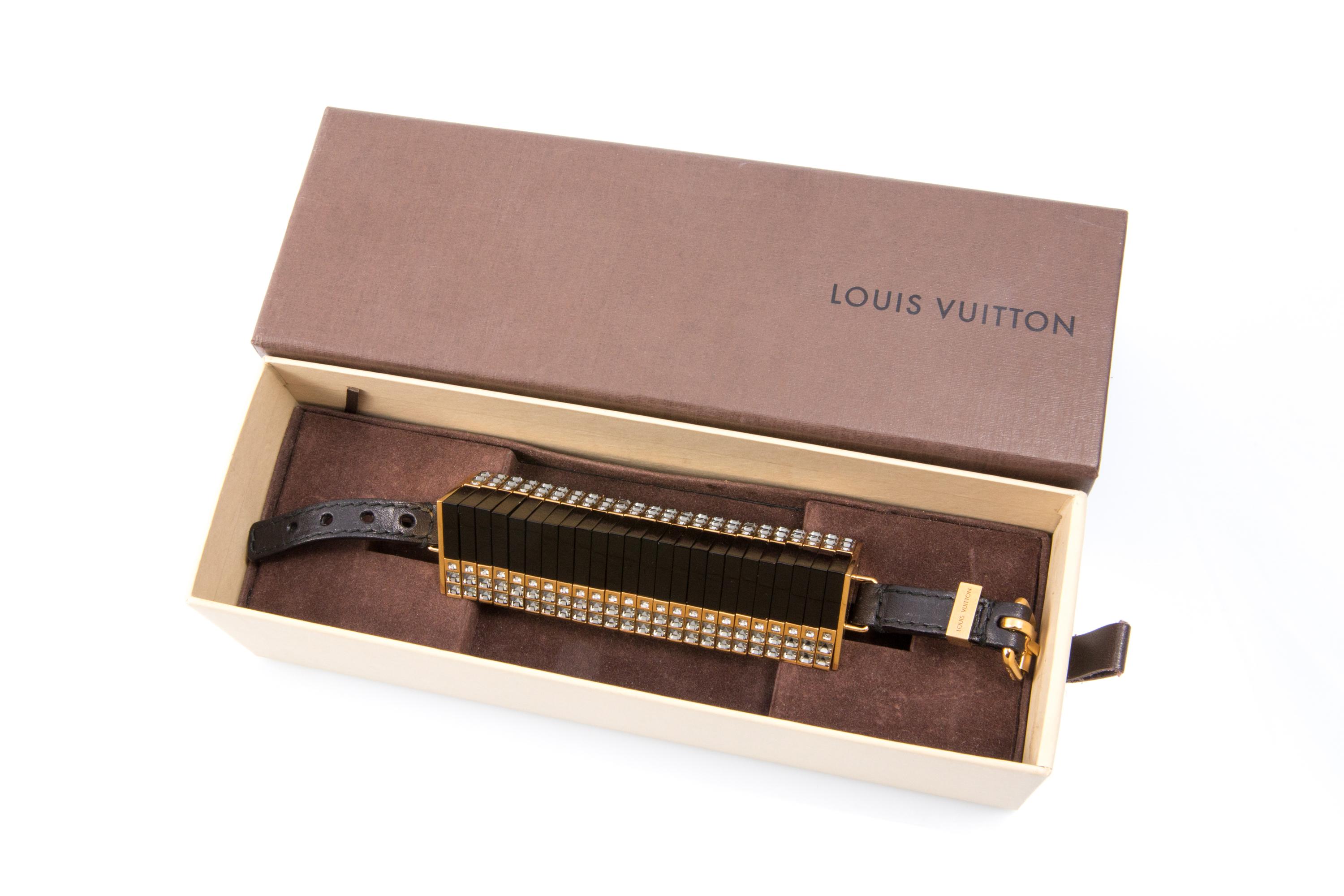 Louis Vuitton - Large bracelet articulé noir en vente 4