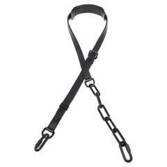 Verstellbare Umhängetasche mit Riemen aus schwarzem Leder von Louis Vuitton