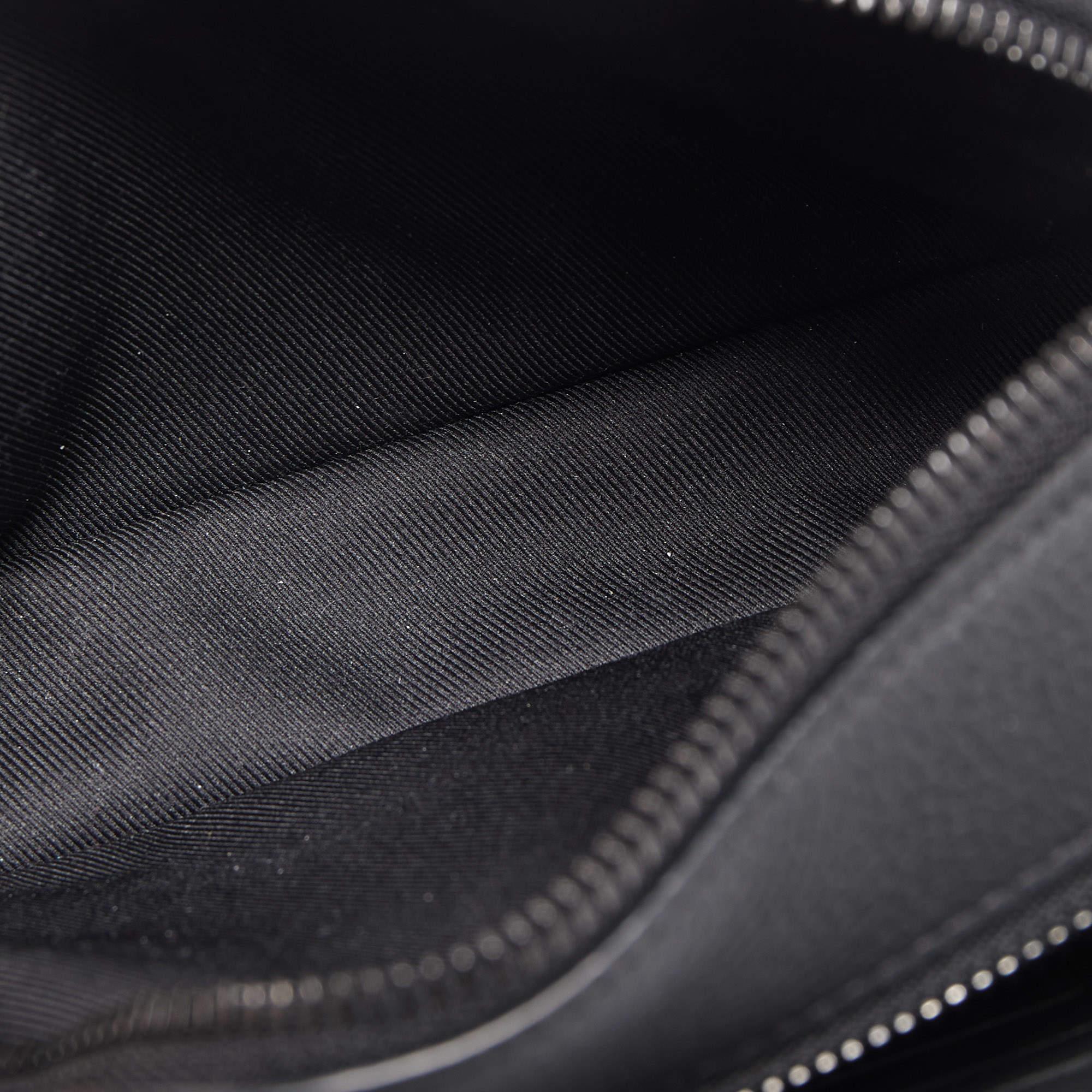 Louis Vuitton Black Leather Alpha Wearable Wallet 6