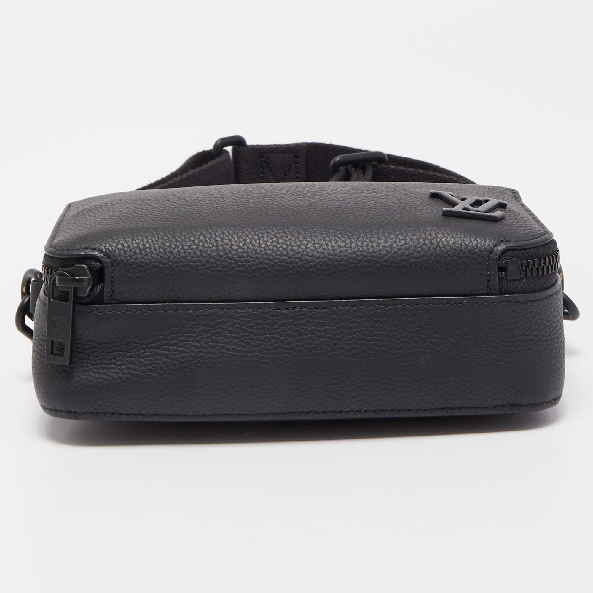 Louis Vuitton Black Leather Alpha Wearable Wallet 1