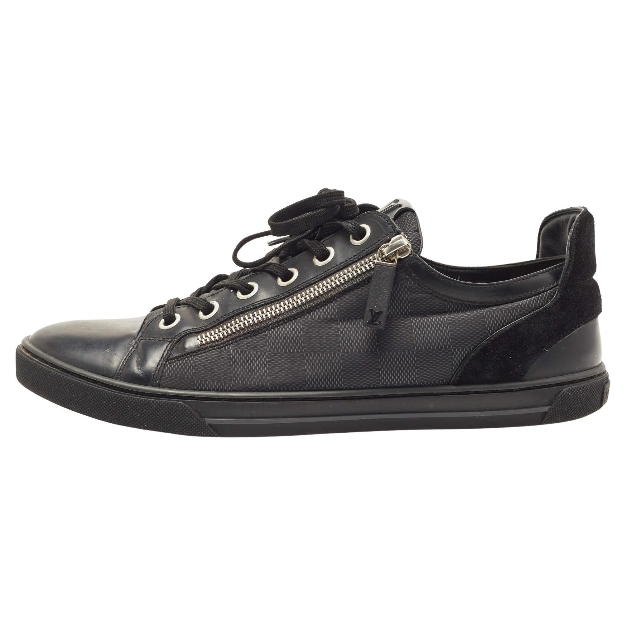 Louis Vuitton Black Leather and Damier Ebene Canvas Low Top Sneakers Size 42.5 For Sale