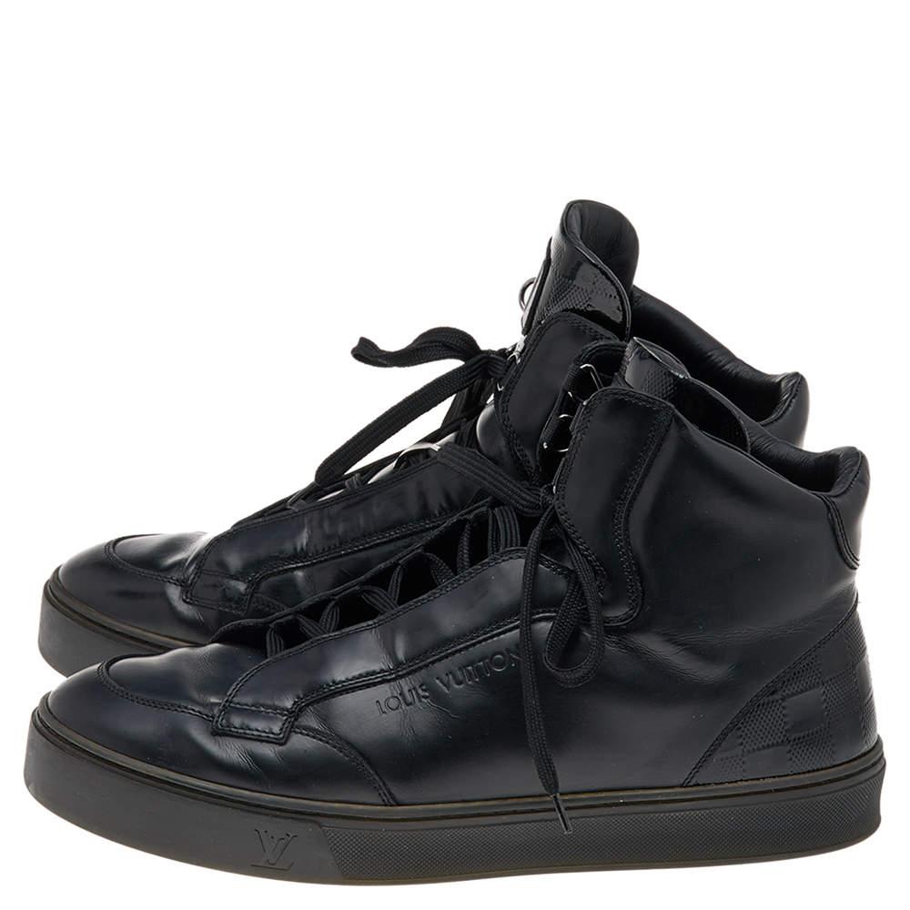 Louis Vuitton Black Leather And Damier Patent Leather High Top Sneakers Size 40. For Sale 3