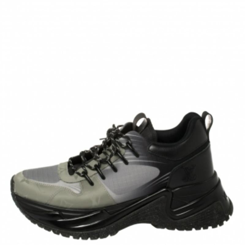 Louis Vuitton Black Leather And Mesh Run Away Pulse Low Top Sneakers Size 35 For Sale