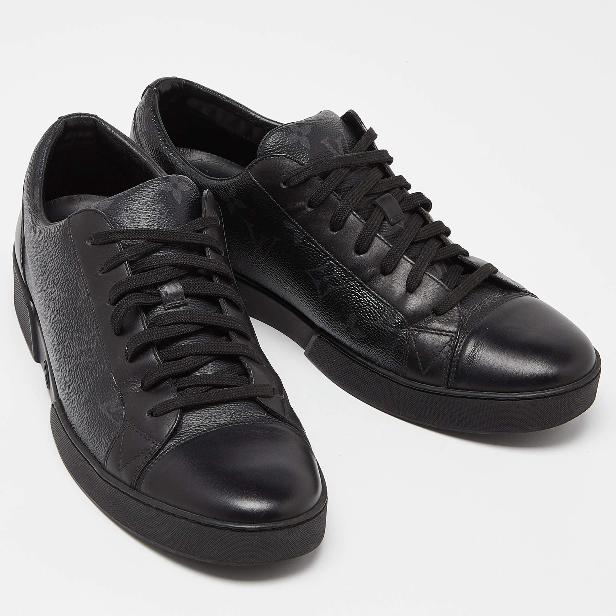 Louis Vuitton Black Leather and Monogram Coated Canvas Match Up Sneakers Size 42 In Good Condition In Dubai, Al Qouz 2