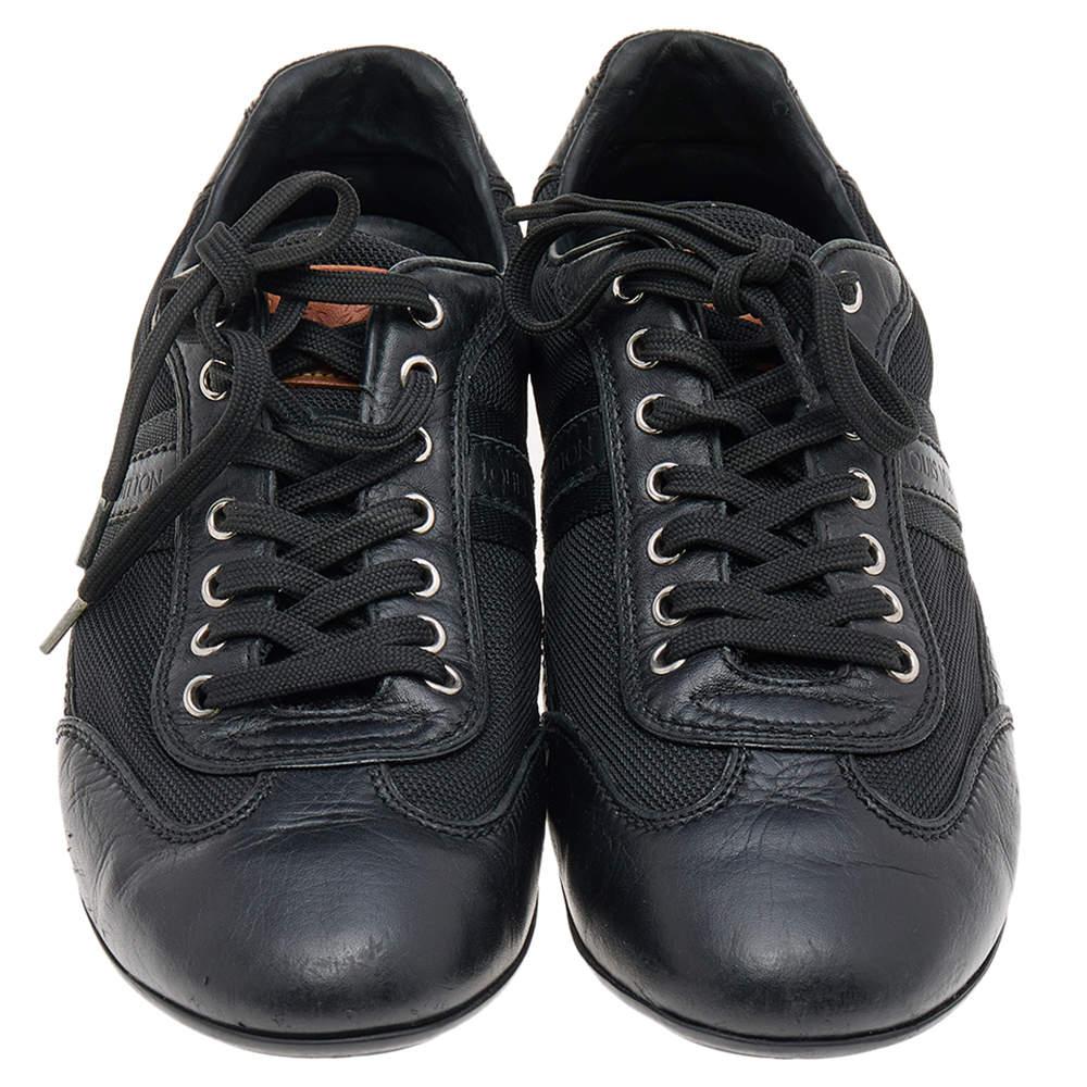 Louis Vuitton Black Leather And Nylon Low Top Sneakers Size 38.5 For Sale 2