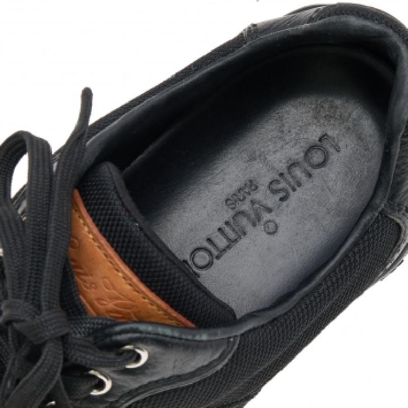 Louis Vuitton Black Leather And Nylon Low Top Sneakers Size 38.5 For Sale 3