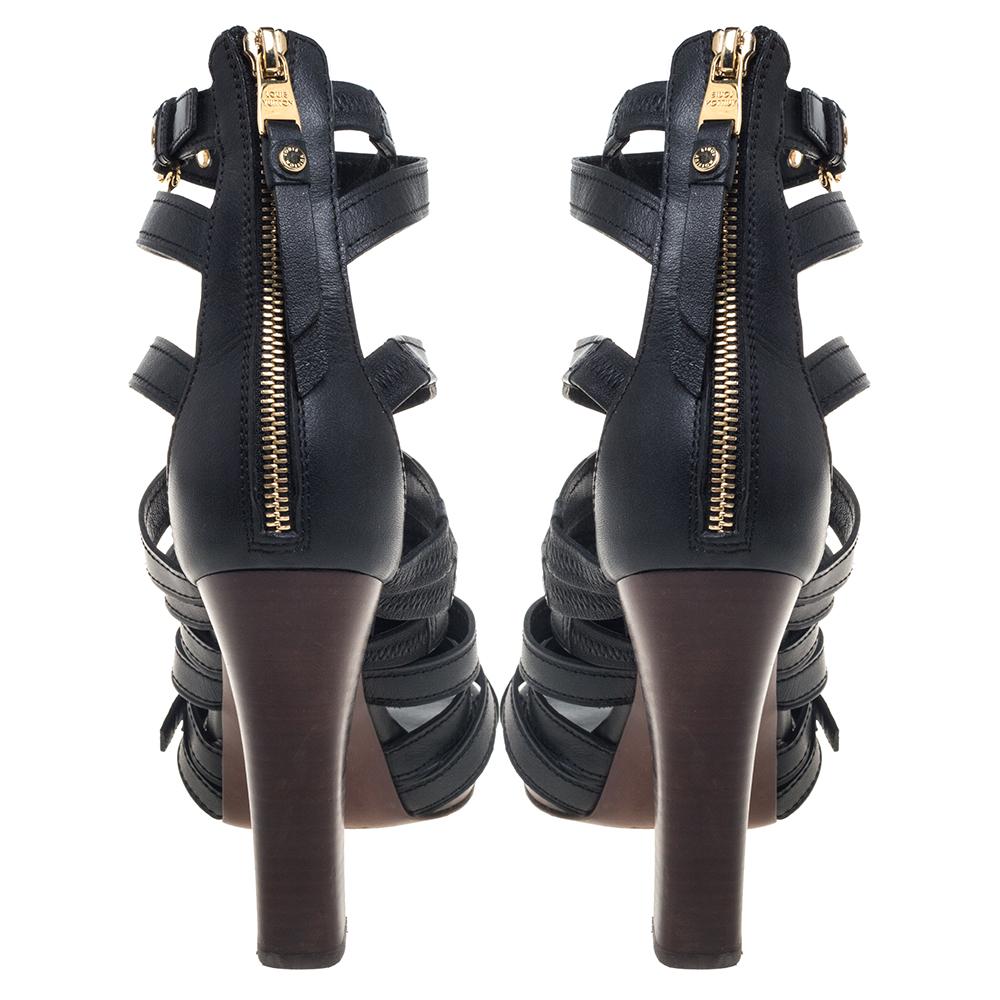 Louis Vuitton Black Leather And Patent Leather Strappy Sandals Size 38 In Good Condition In Dubai, Al Qouz 2