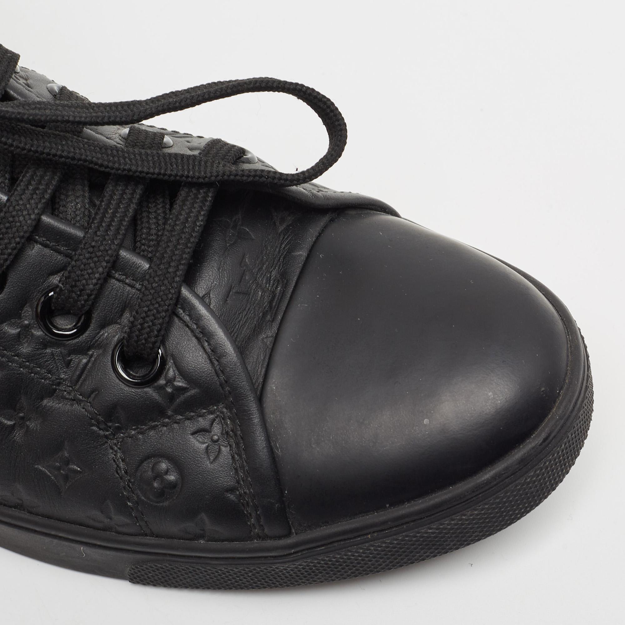 Louis Vuitton Black Leather and Suede Punchy Sneakers Size 40 For Sale 3