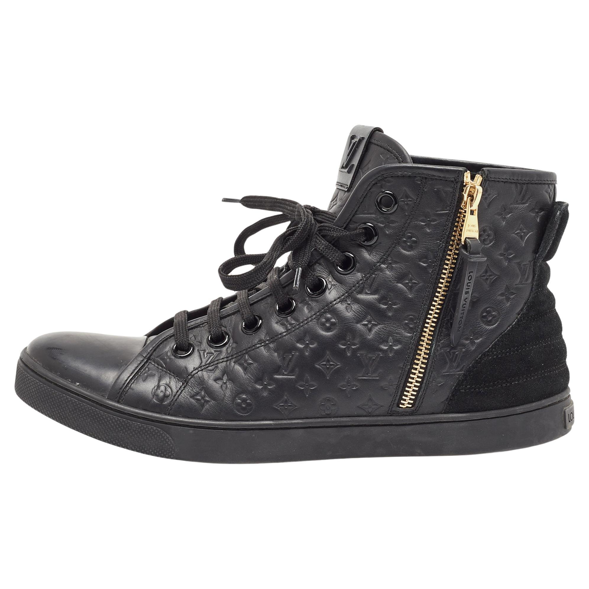 Louis Vuitton Black Leather and Suede Punchy Sneakers Size 40 For Sale