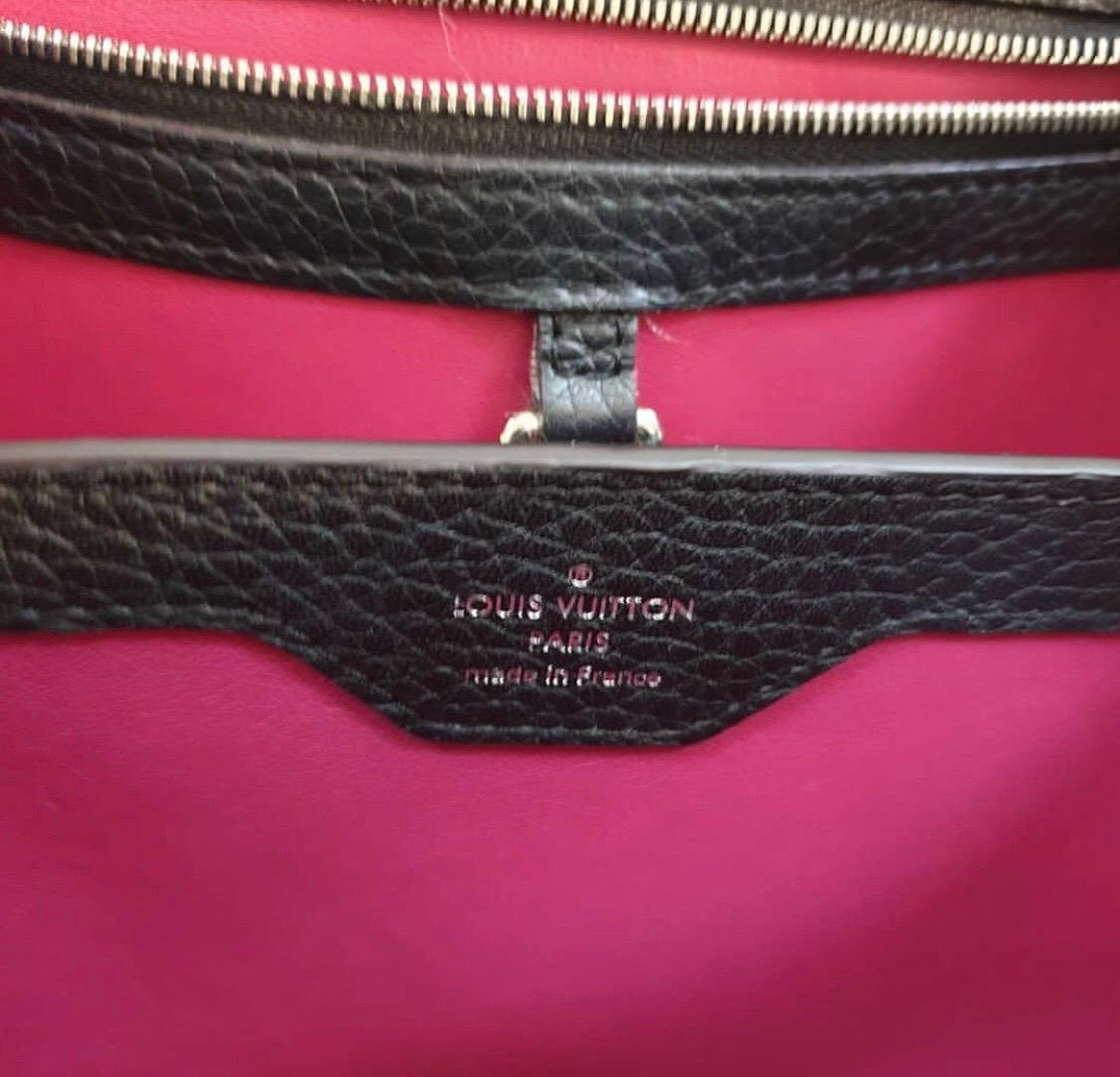 Louis Vuitton Black Leather Capucines BB Shoulder Bag In Excellent Condition In Krakow, PL