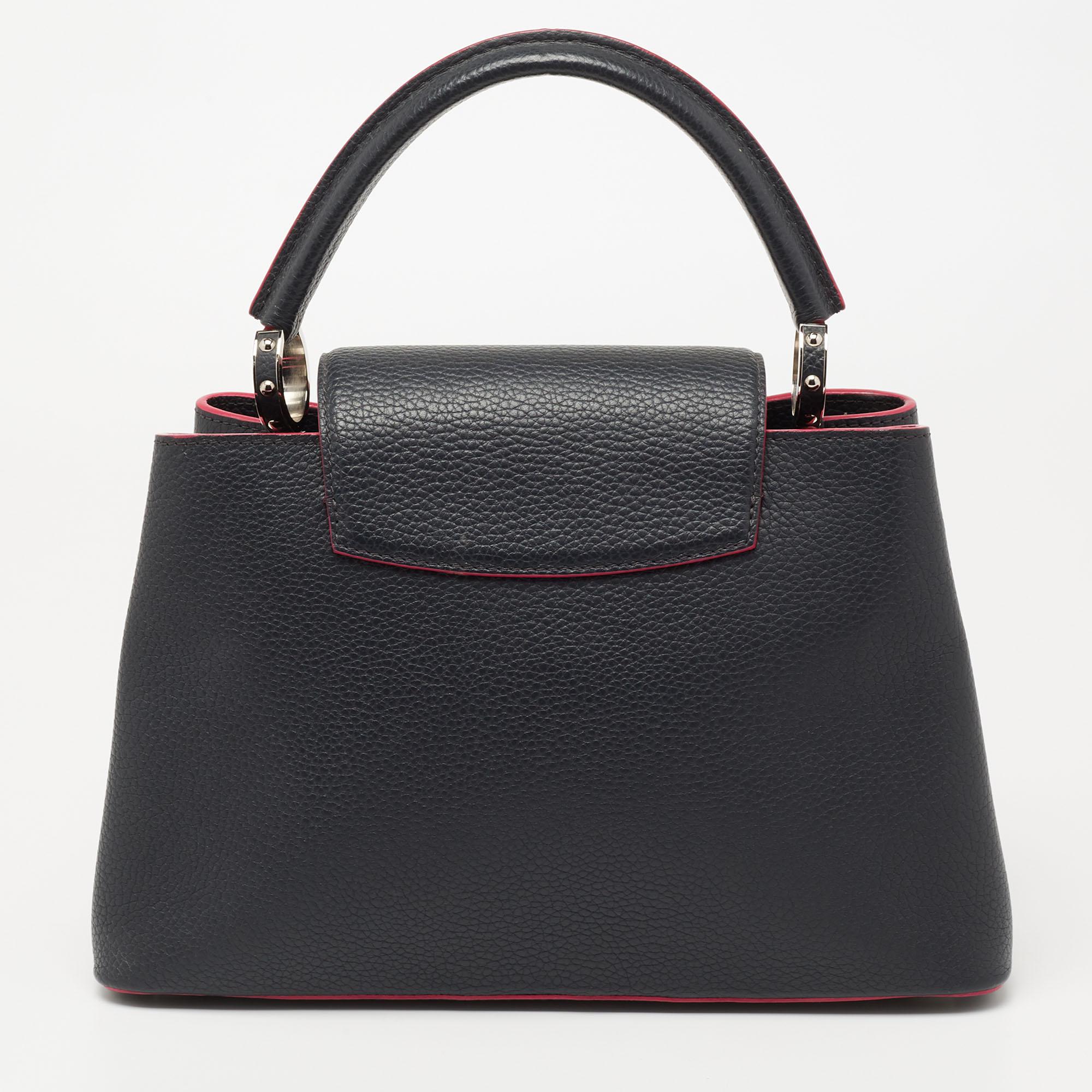 Merged beautifully with signature design, this Capucines MM bag from Louis Vuitton remains globally popular. This irresistible and elegant bag not just highlights your impeccable styling choices but also meets your practical demands. It is crafted