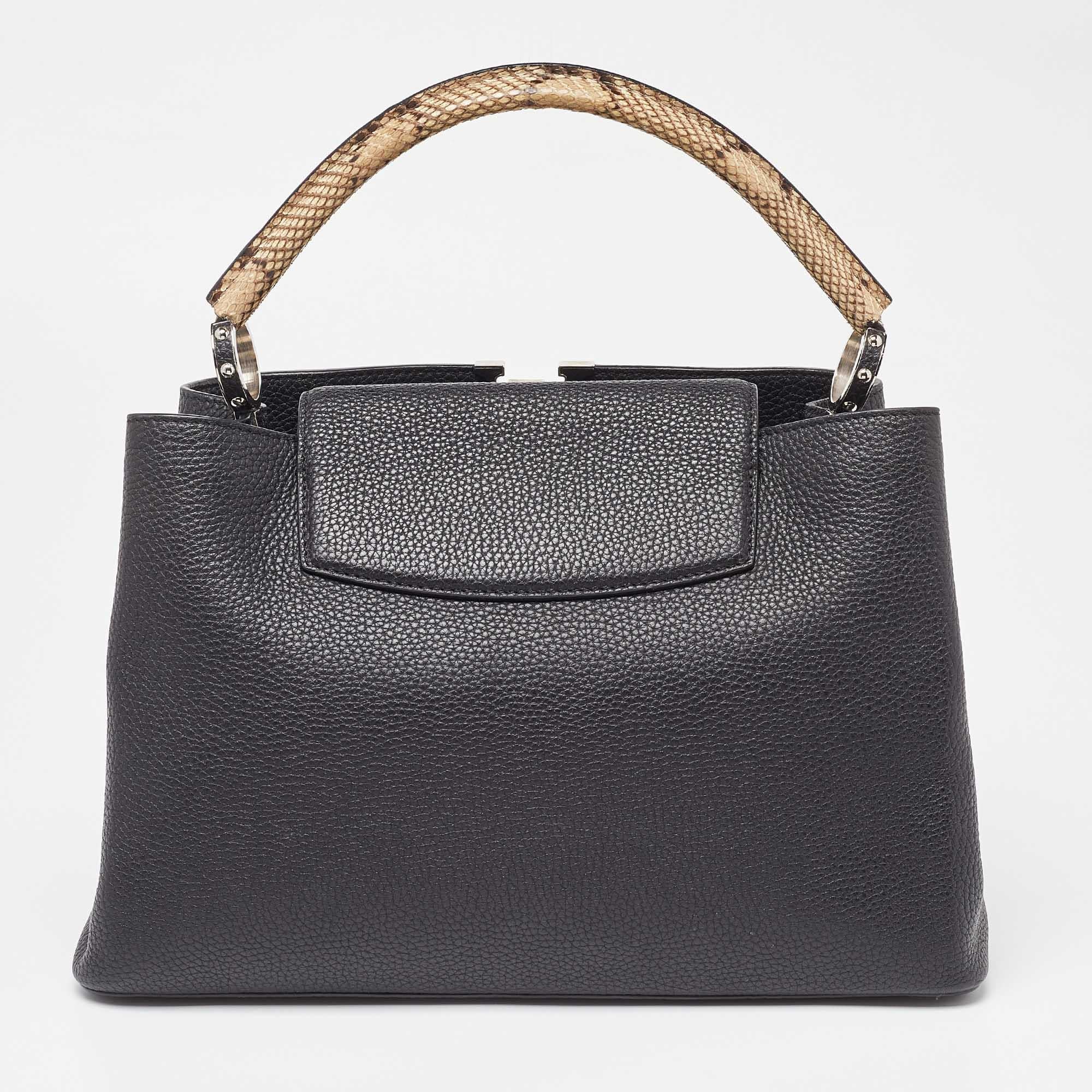 Louis Vuitton Black Leather Capucines MM Bag For Sale 1