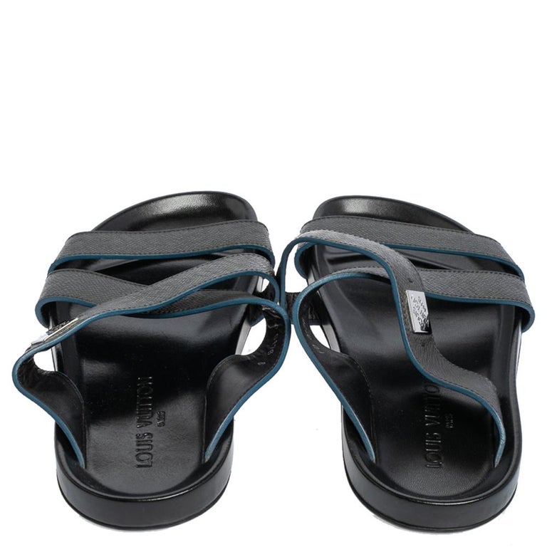 Leather sandals Louis Feraud Black size 40 EU in Leather - 32443997