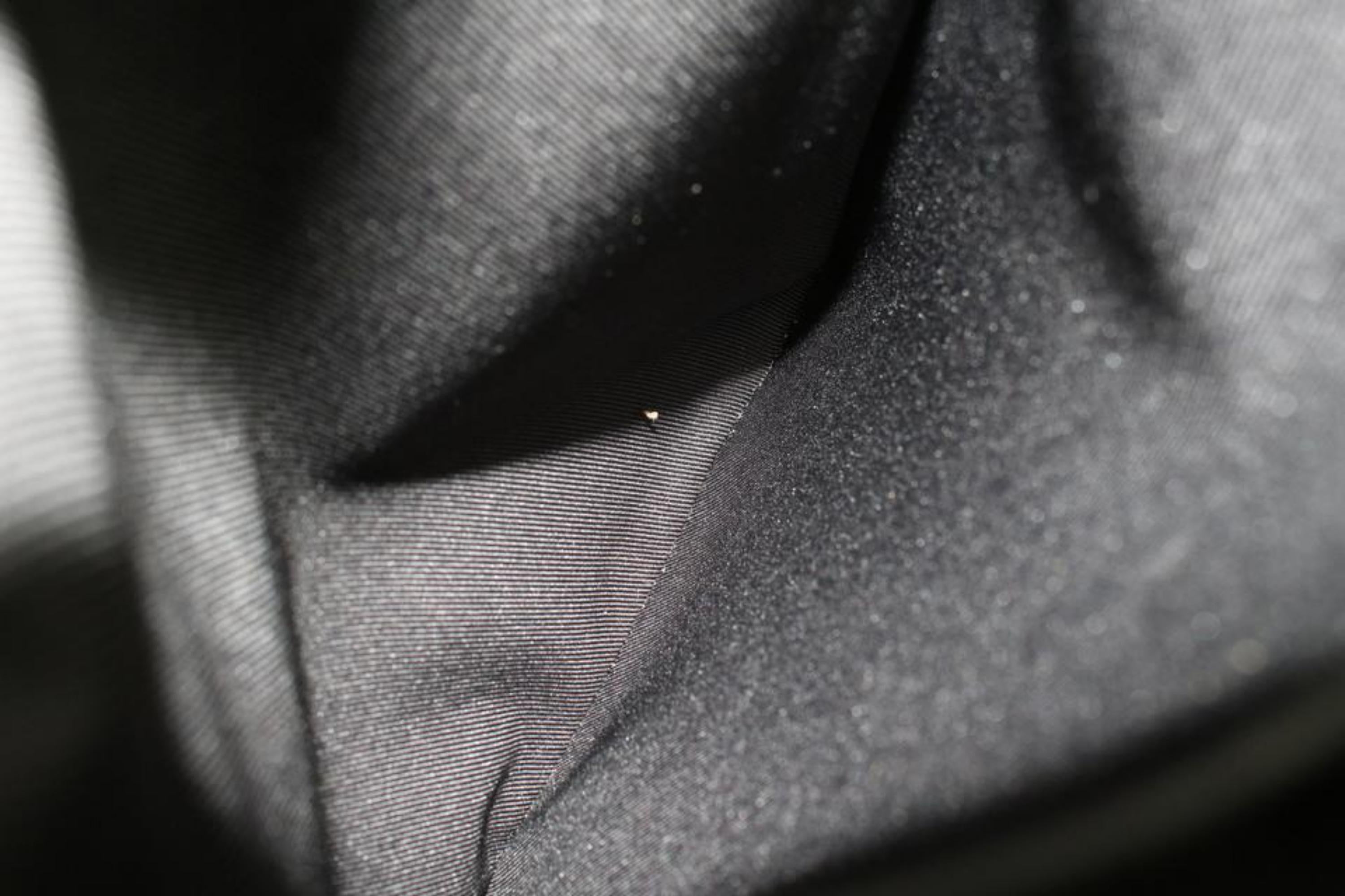 Louis Vuitton - Sac à main en cuir noir « Damier Infini Avenue » 48lk54 en vente 4