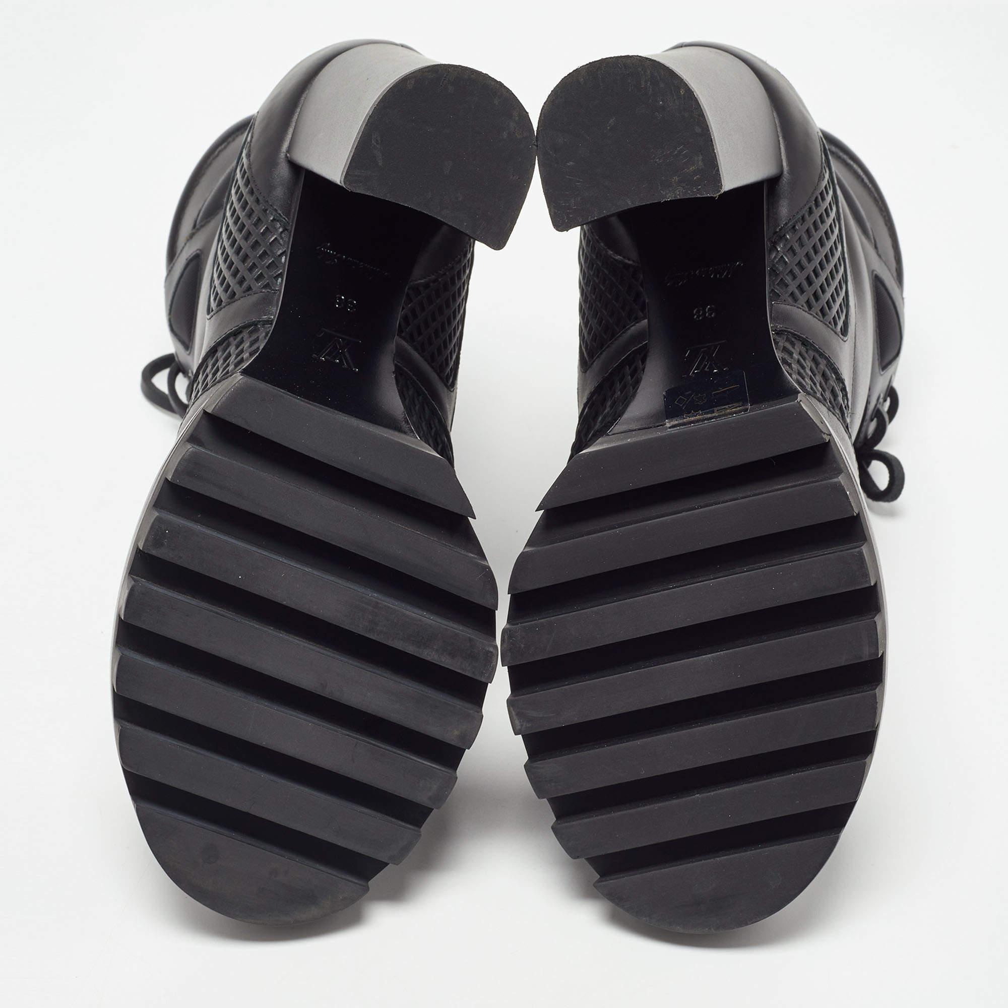 Louis Vuitton Black Leather Digital Gate Platform Ankle Boots  For Sale 3
