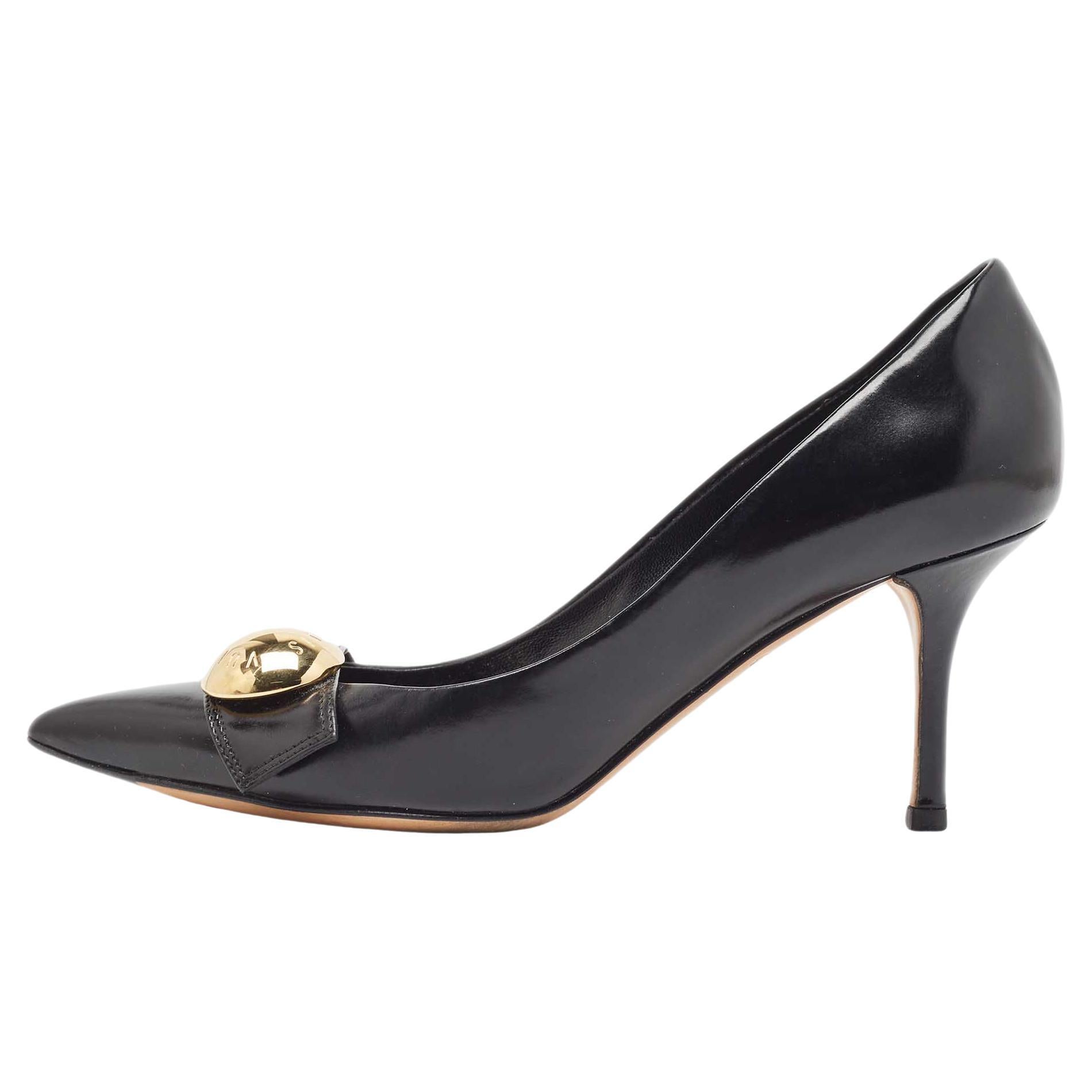 Louis Vuitton Black Leather Embellished Pointed Toe Pumps Size 37 For Sale