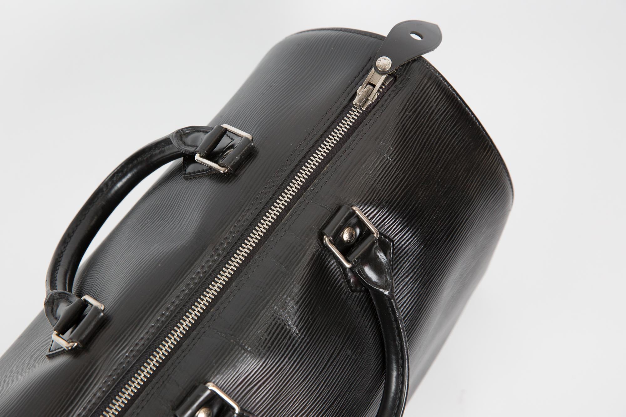 Louis Vuitton Black Leather Epi Speedy 35 Bag  In Good Condition In Paris, FR