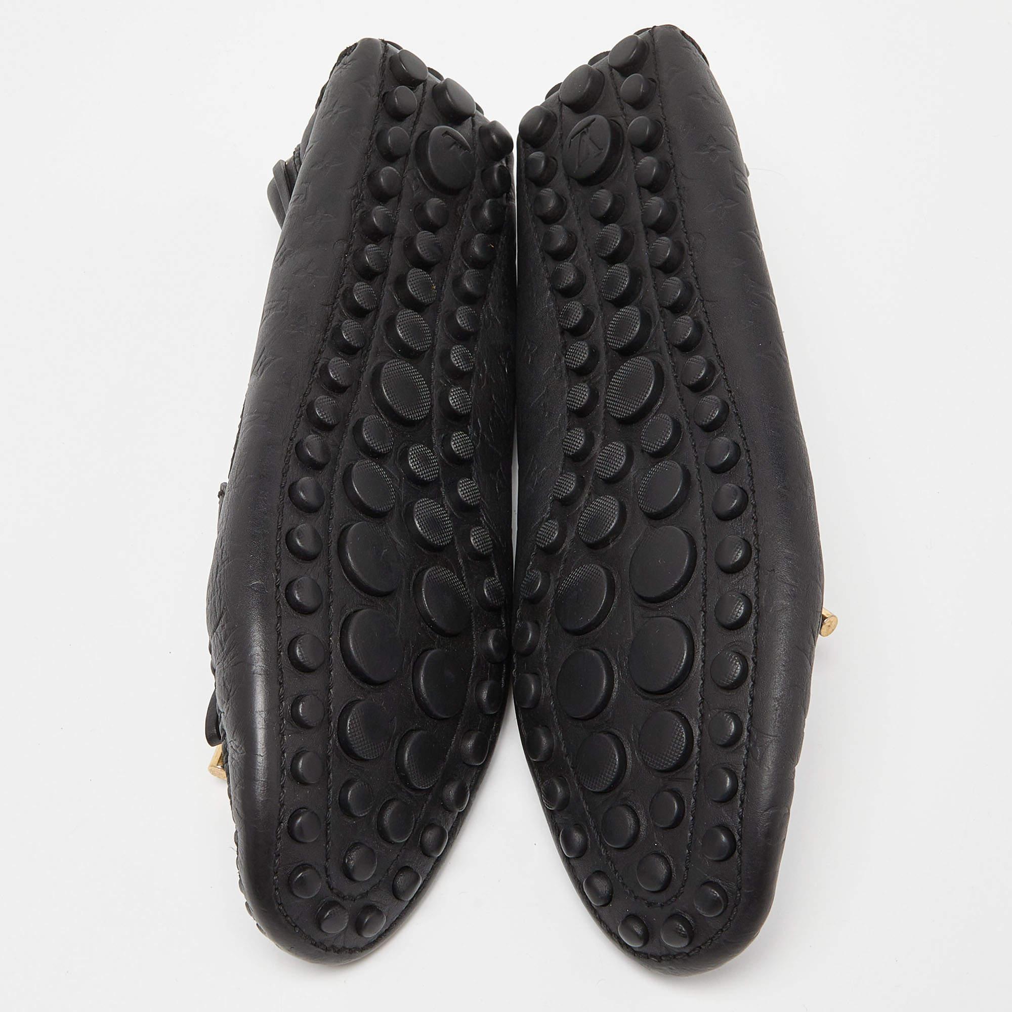 Louis Vuitton Black Leather Gloria Loafers Size 40 For Sale 3
