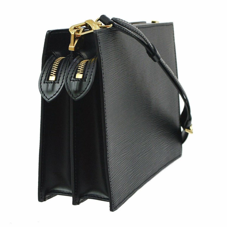Louis Vuitton Black Leather Gold 2 in 1 Envelope Clutch Shoulder Bag in Box For Sale at 1stdibs