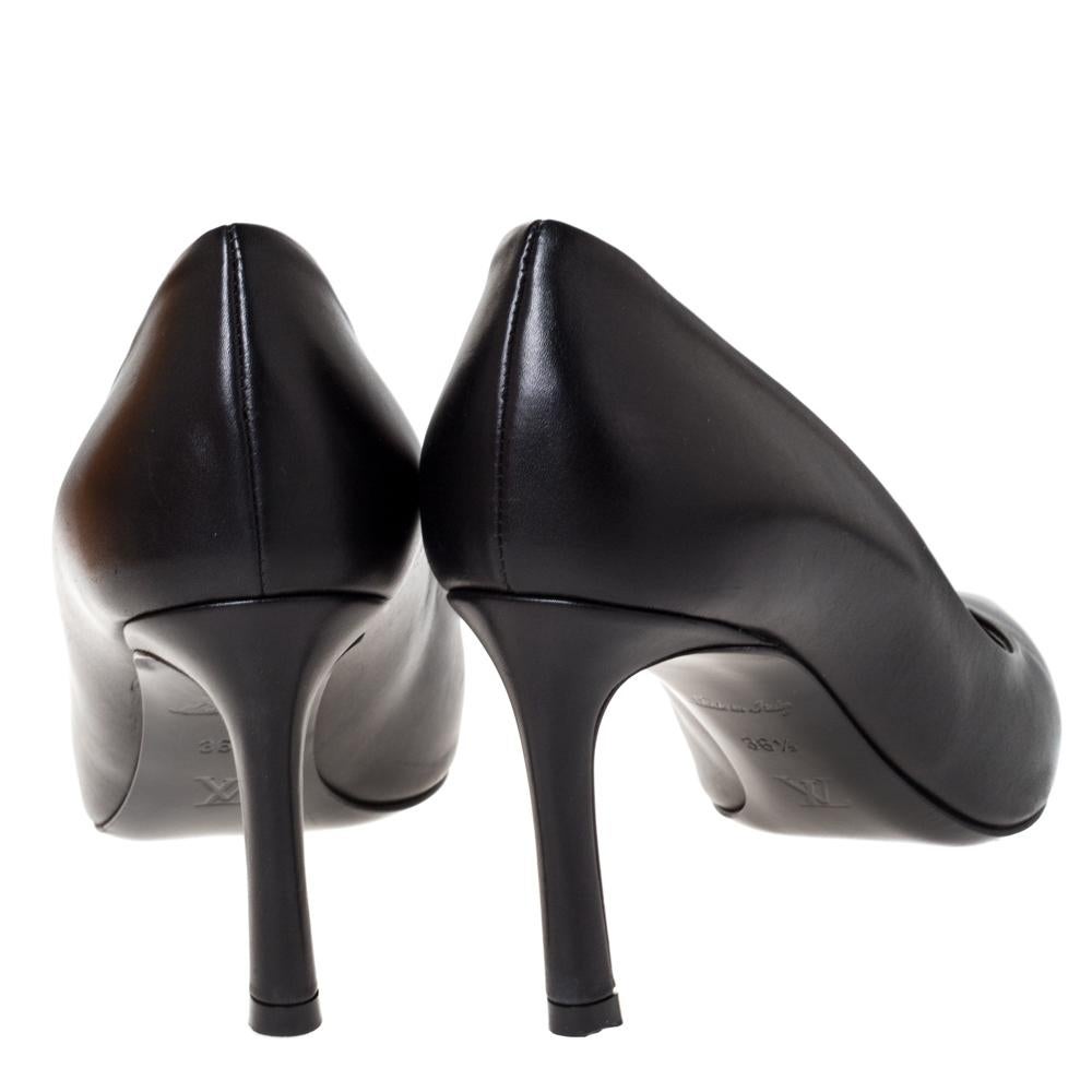 Women's Louis Vuitton Black Leather Heartbreaker Pointed Toe Pumps Size 36.5