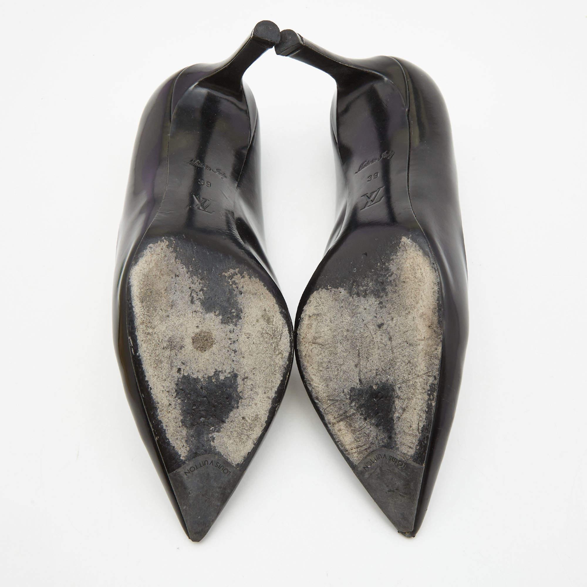 Louis Vuitton Black Leather Heartbreaker Pumps Size 39 5