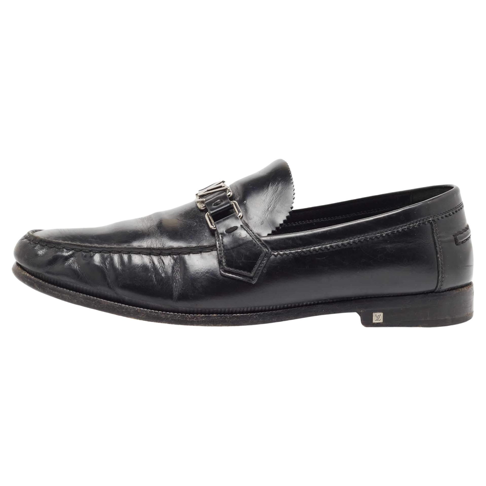 Louis Vuitton Black Leather Hockenheim Loafers Size 44 For Sale