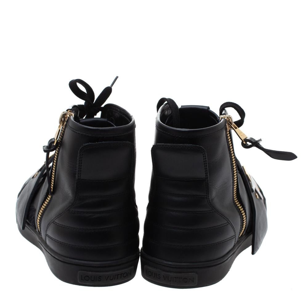 Louis Vuitton Black Leather Karakoram Pattern Punchy Sneaker Boots Size 40 In Fair Condition In Dubai, Al Qouz 2