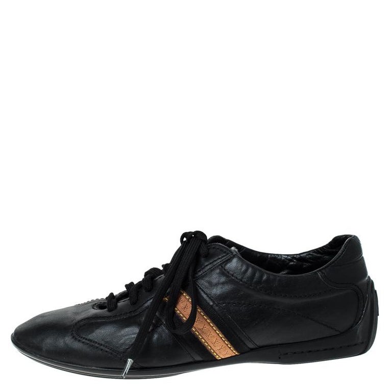 Louis Vuitton Black Shinny Pointed Toe Lace Up Shoes Leather ref