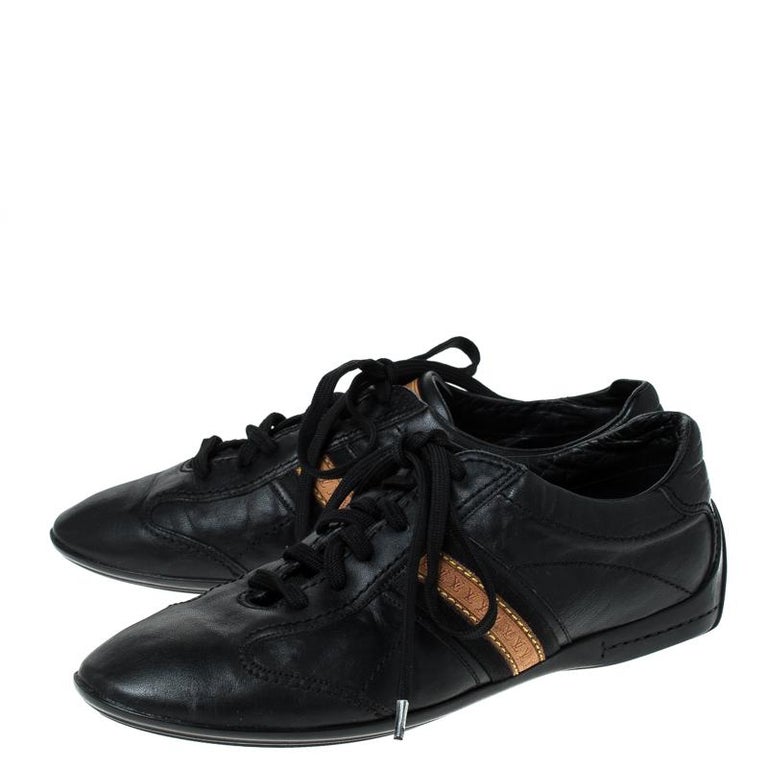 Louis Vuitton Black Leather Lace Up Sneakers Size 39 For Sale at