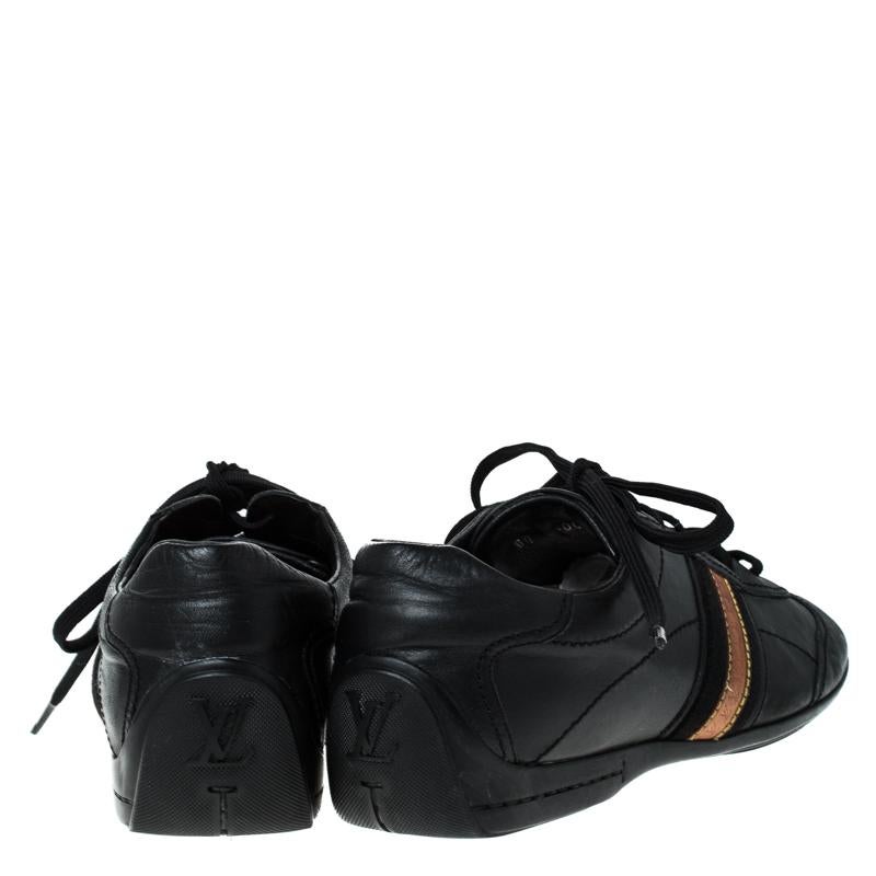 Louis Vuitton Black Leather Lace Up Sneakers Size 42 In Good Condition In Dubai, Al Qouz 2