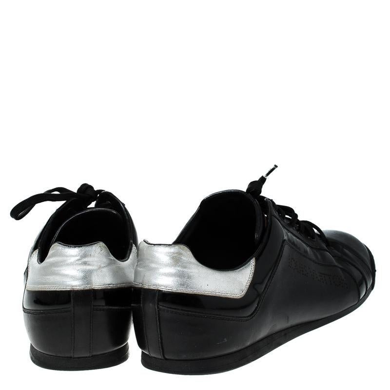Louis Vuitton Black Leather Lace Up Sneakers Size 44 In Good Condition In Dubai, Al Qouz 2