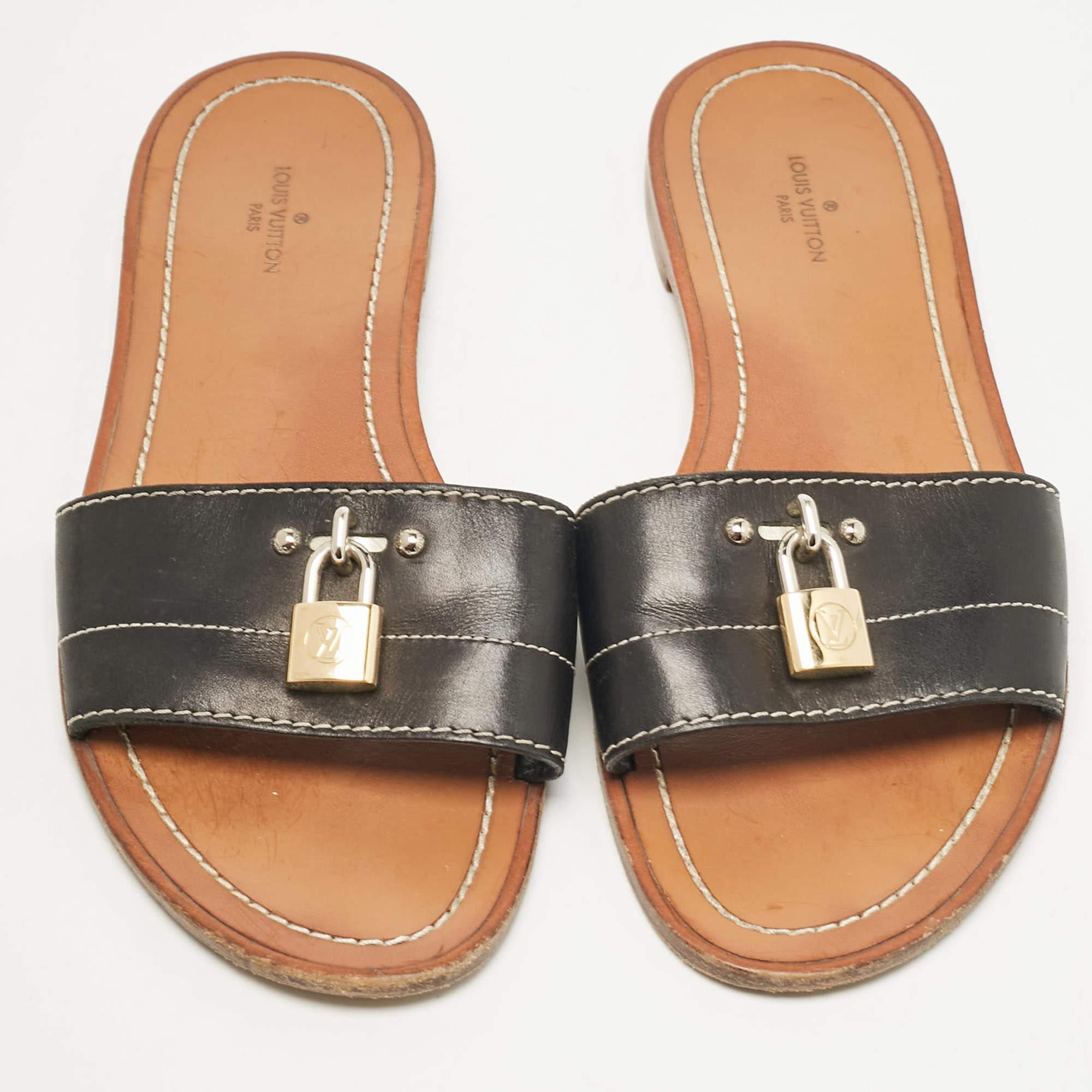 Louis Vuitton Schwarz Leder Lock It Slide Flats Größe 37 (Braun) im Angebot