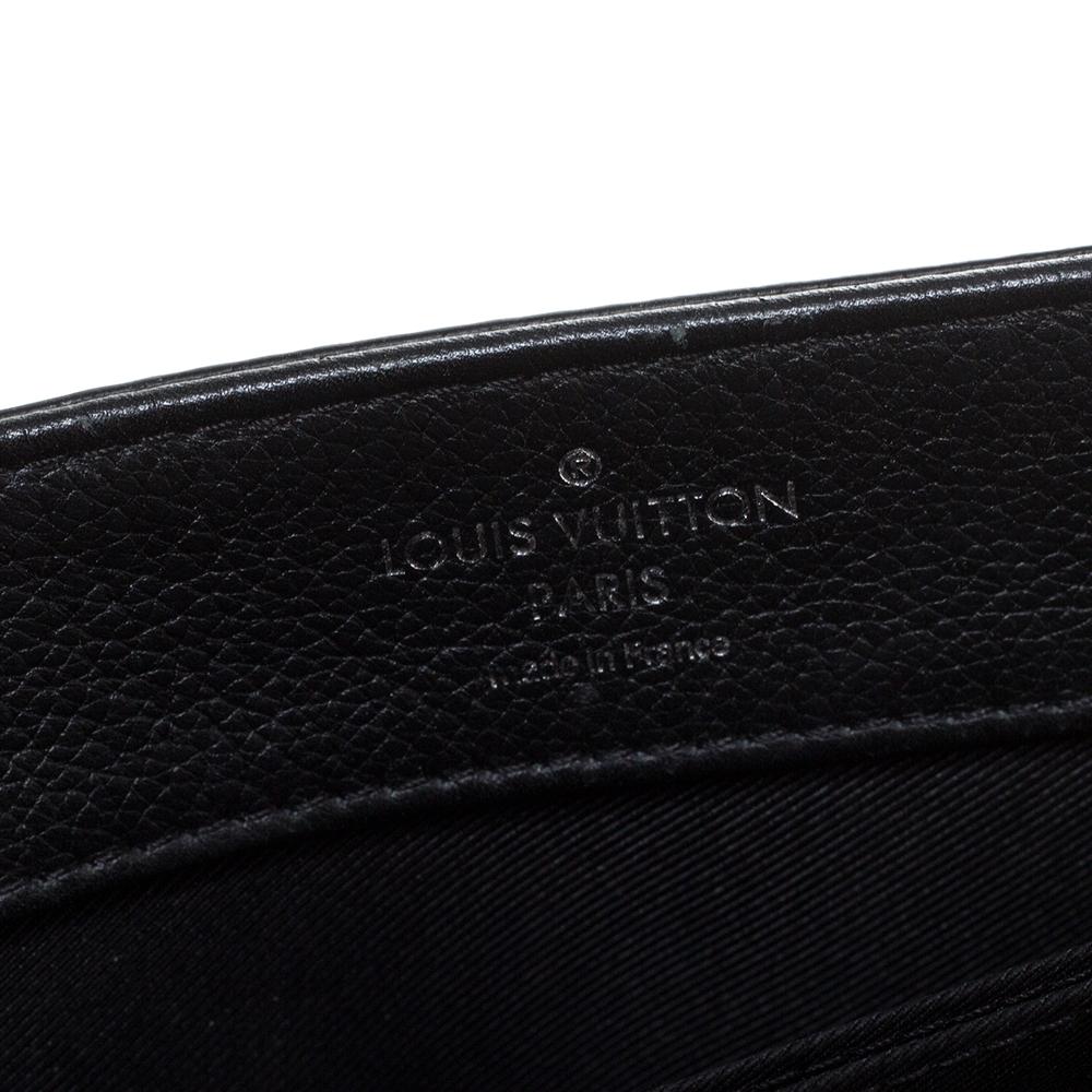 Louis Vuitton Black Leather Lockme II Bag 6