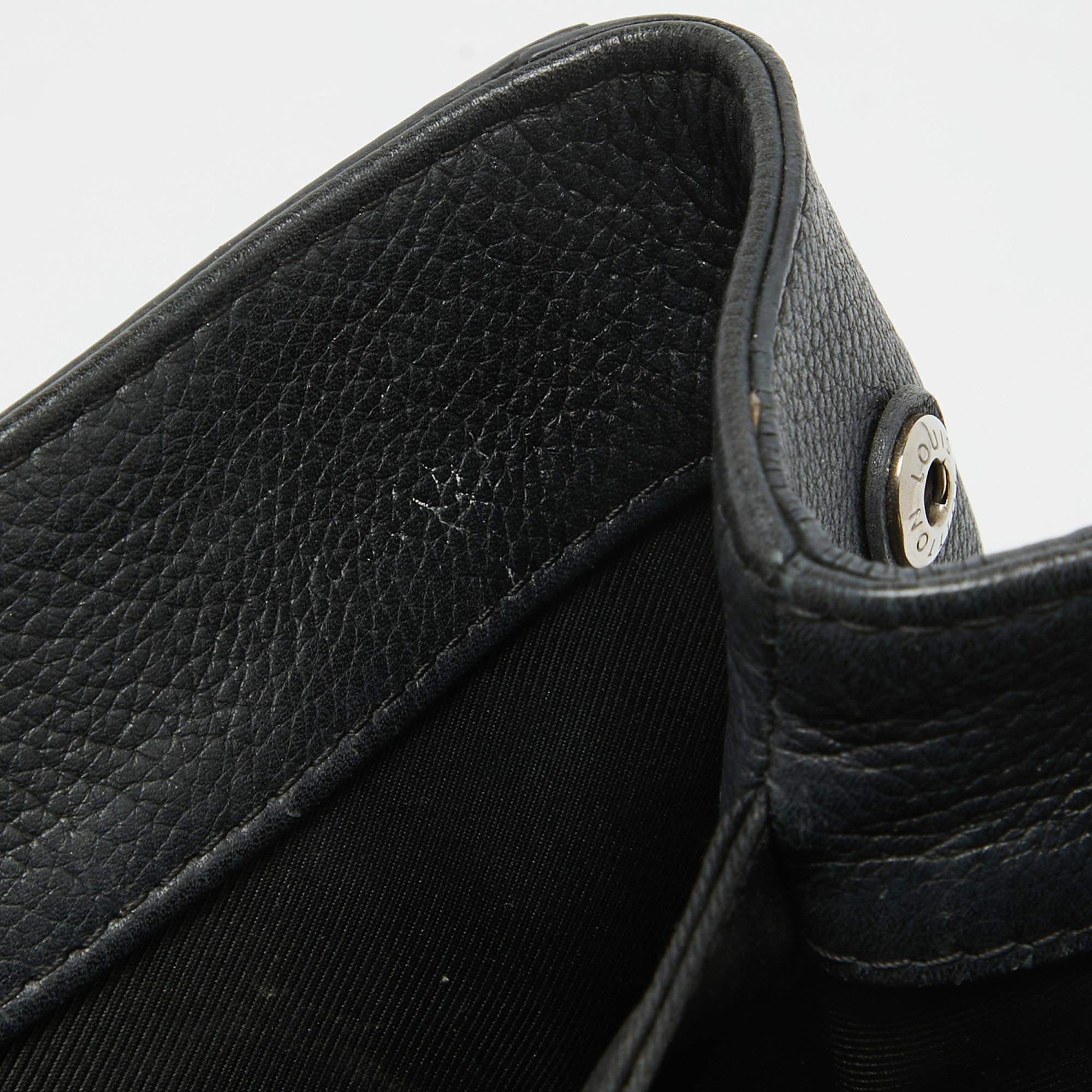 Louis Vuitton Black Leather Lockme II Bag 8