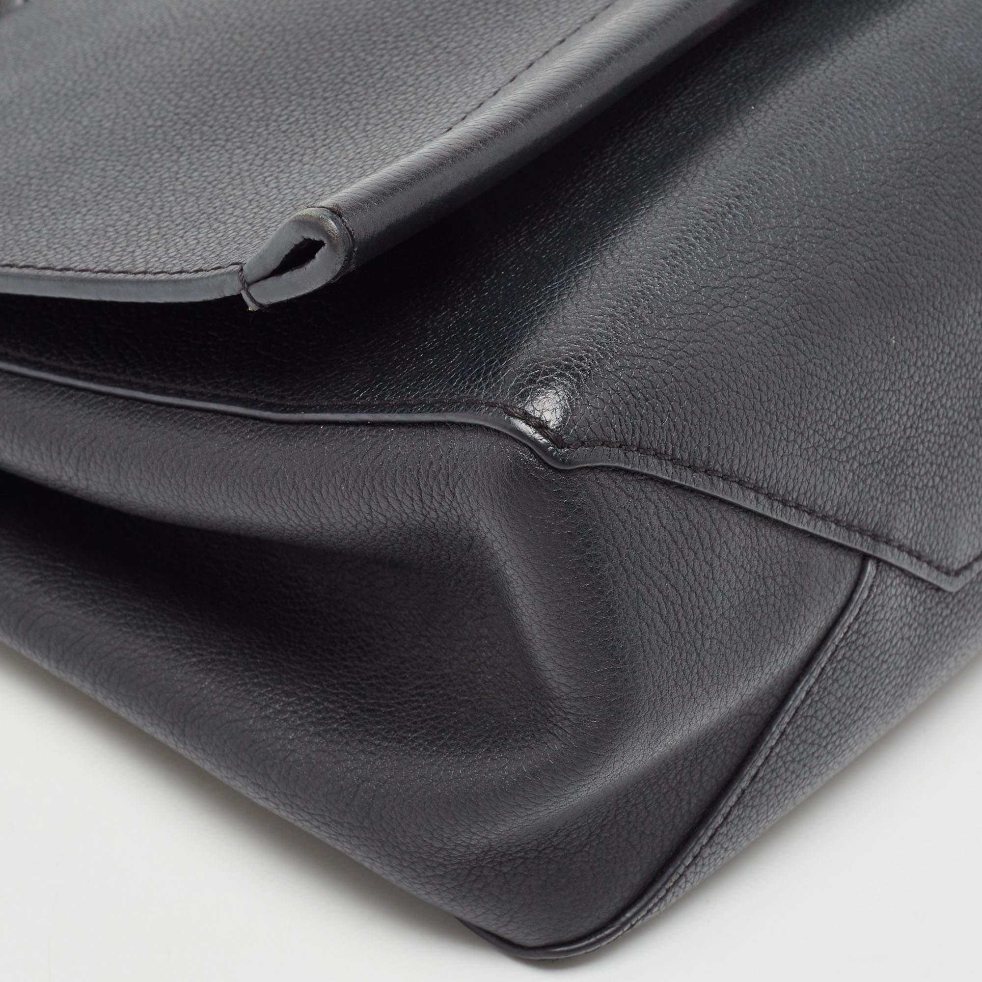 Louis Vuitton Black Leather Lockme II Bag For Sale 9
