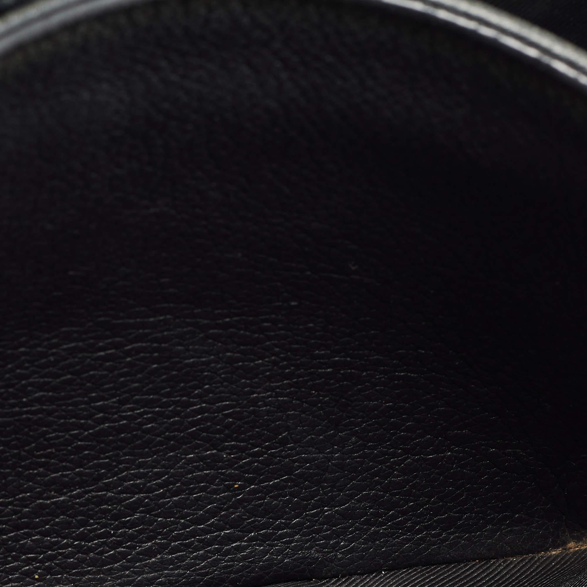 Louis Vuitton Black Leather Lockme II Bag 10