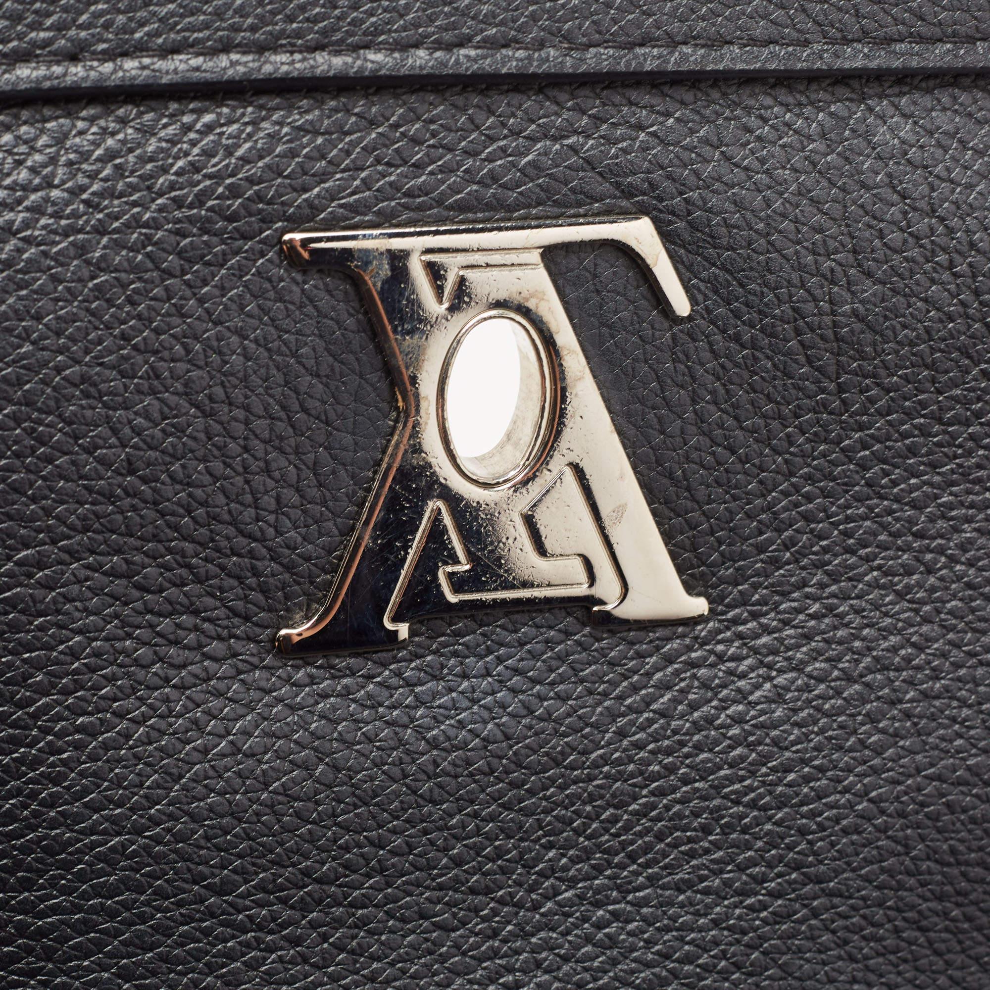 Louis Vuitton Black Leather Lockme II Bag For Sale 10