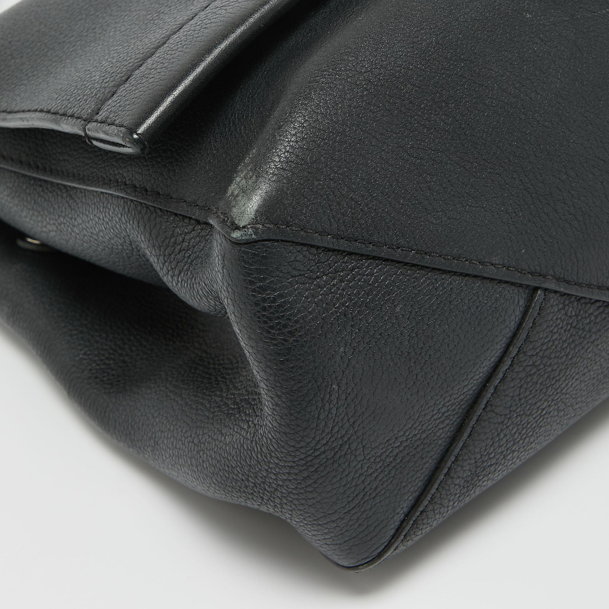 Louis Vuitton Black Leather Lockme II Bag For Sale 12