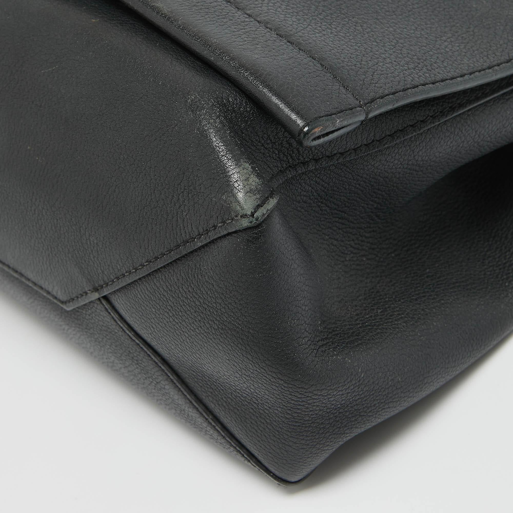 Louis Vuitton Black Leather Lockme II Bag For Sale 13