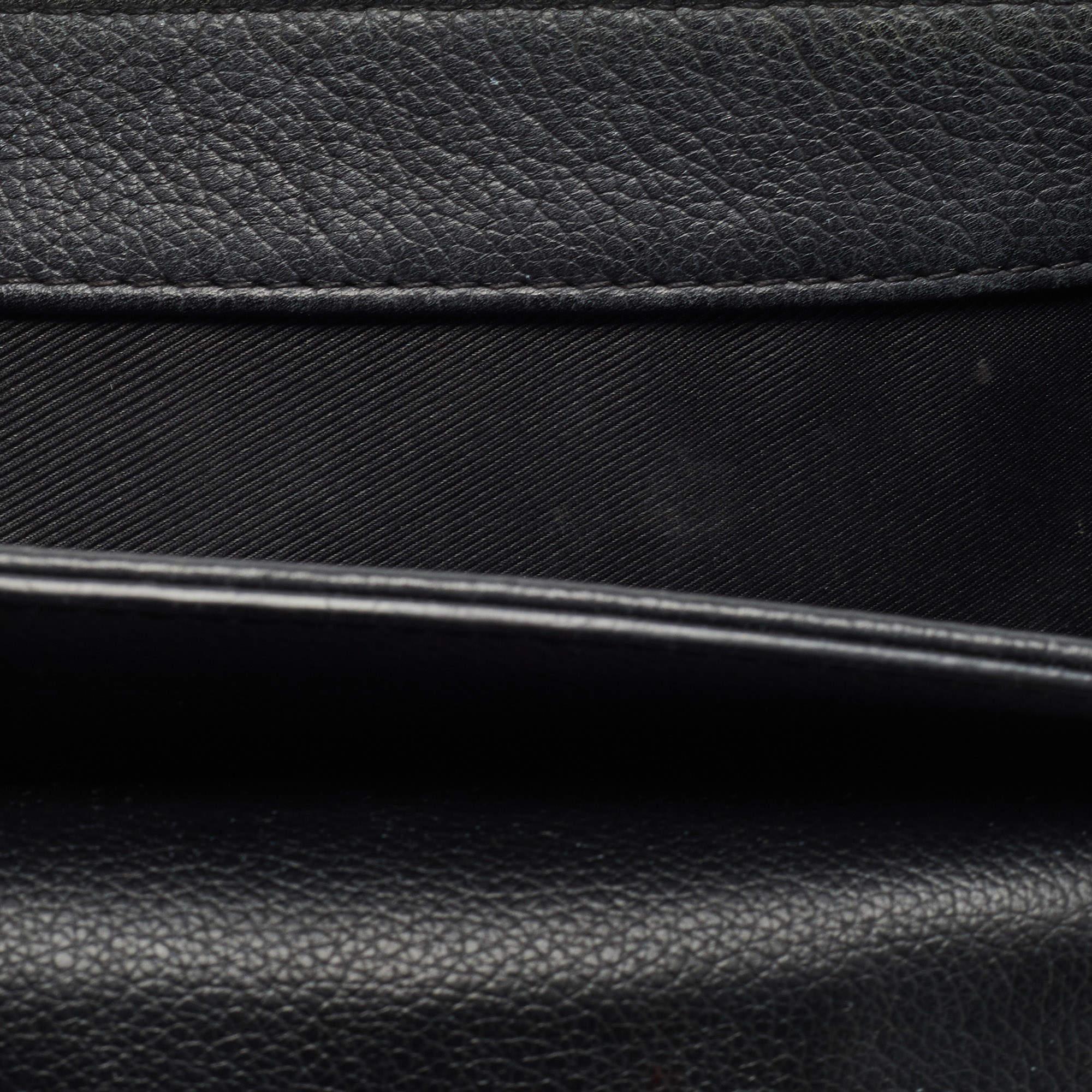 Louis Vuitton Black Leather Lockme II Bag 14