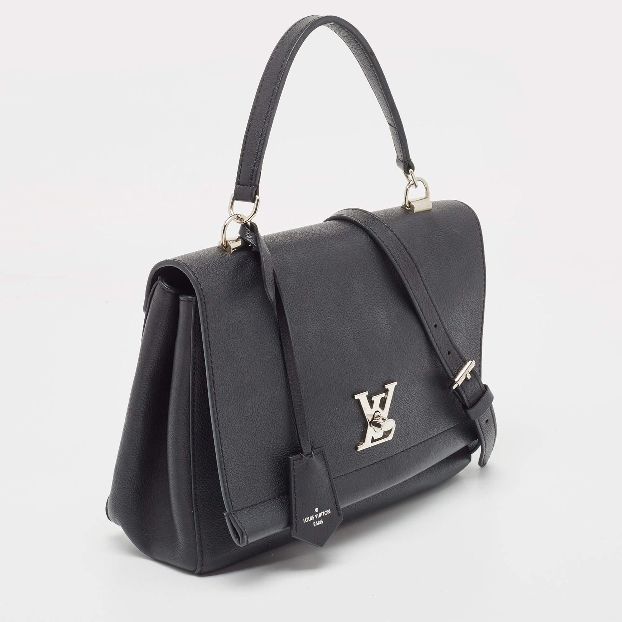 Women's Louis Vuitton Black Leather Lockme II Bag For Sale