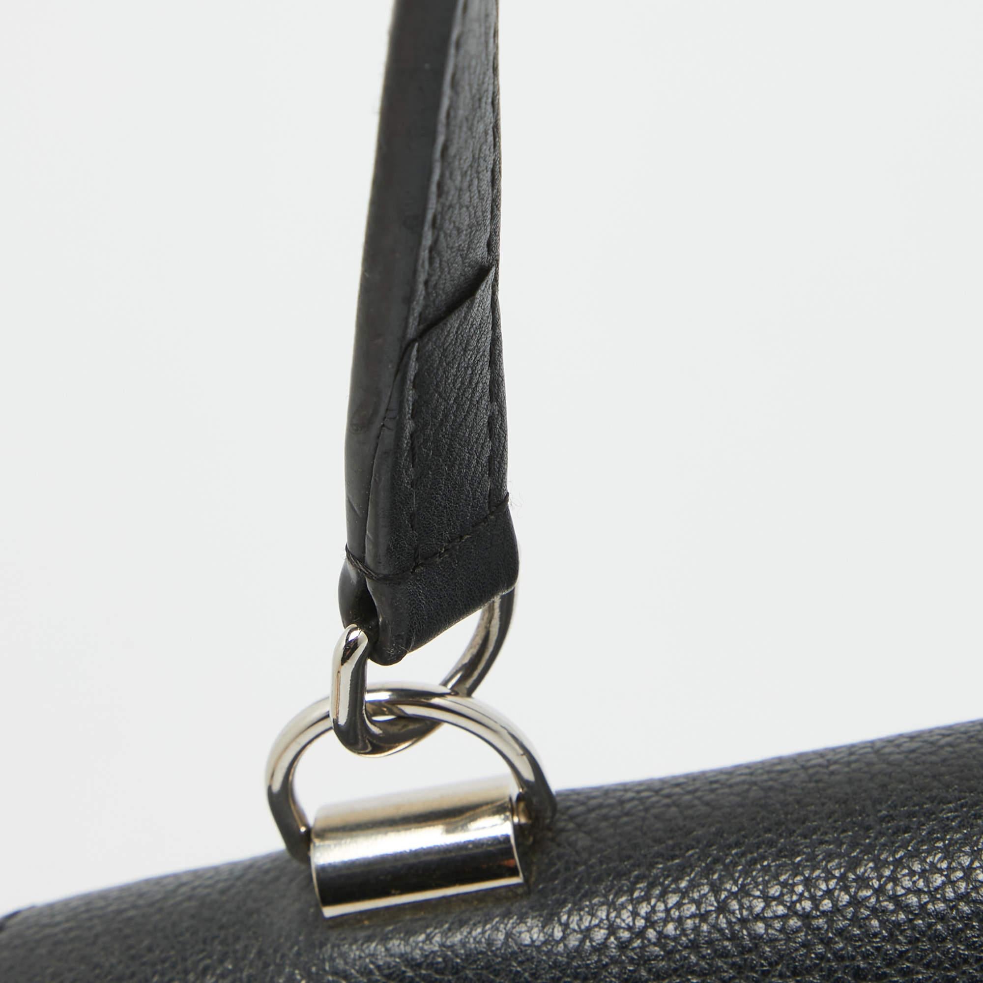 Louis Vuitton Black Leather Lockme II Bag 4