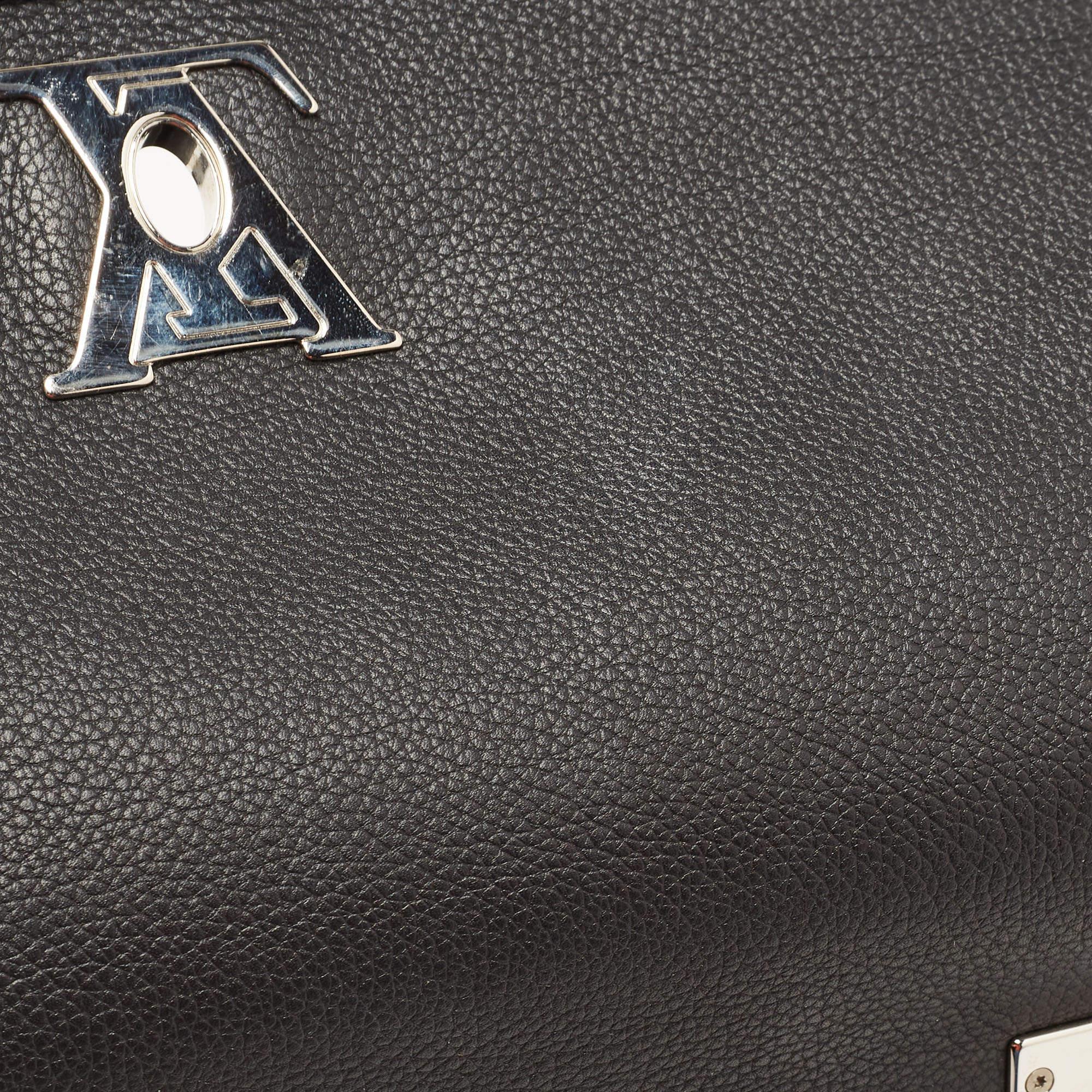 Louis Vuitton - Sac à main en cuir Lockme II - noir en vente 5