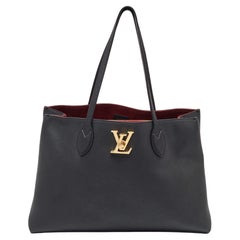 Used Louis Vuitton Black Leather Lockme Shopper Bag